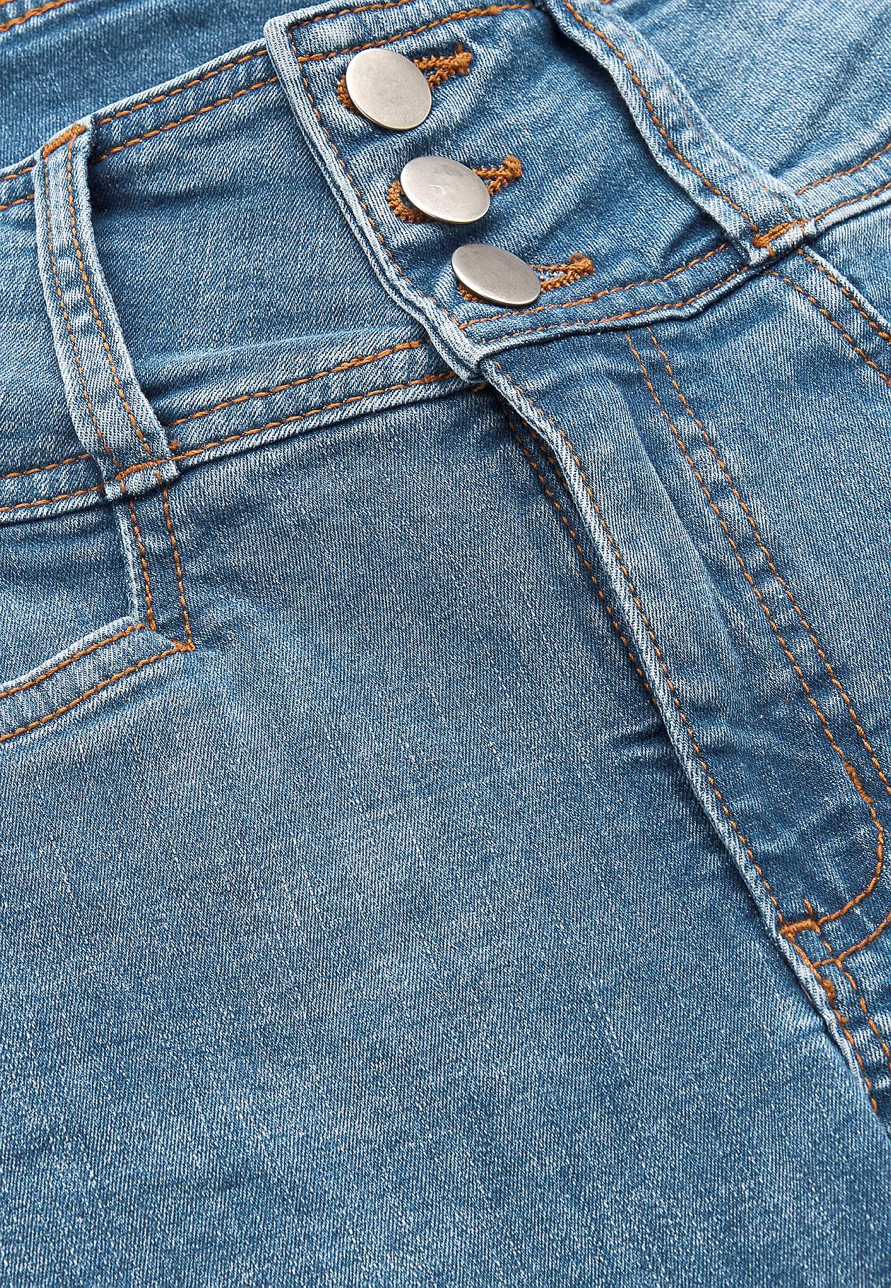 Bootcut piegriezuma džinsi ar augstu jostasvietu