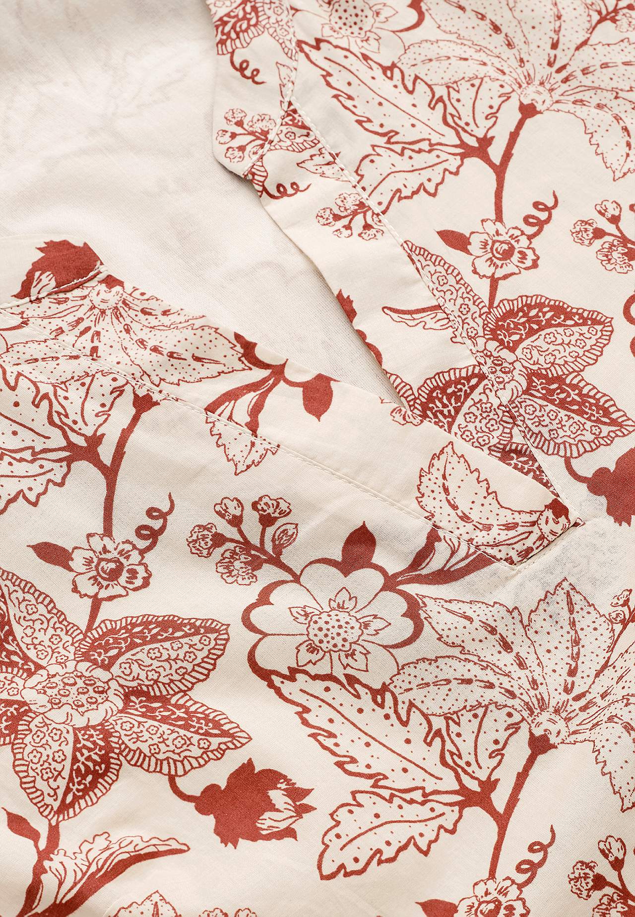 Kokvilnas kleita ar volāniem