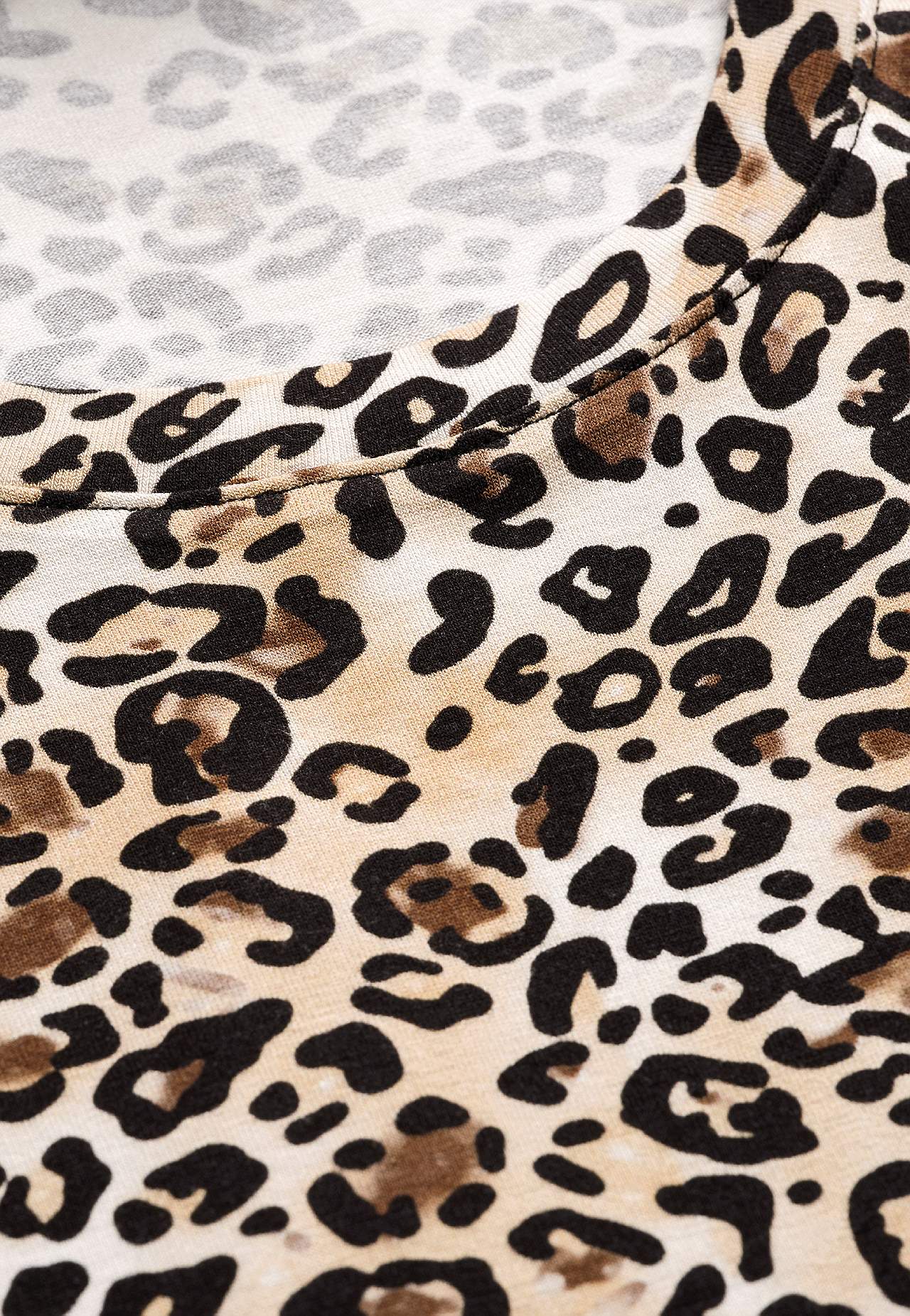 Leoparda raksta trikotāžas tops