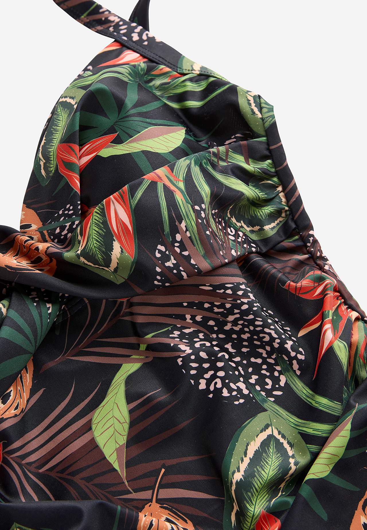 Rakstains, formējošs peldkostīms