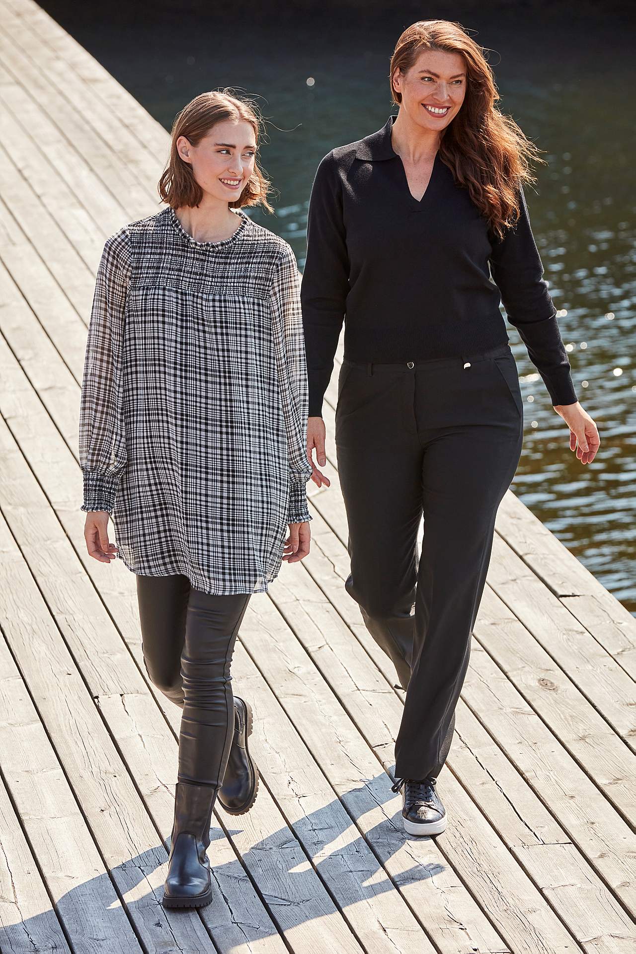 Mīksts, adīts džemperis ar apkakli