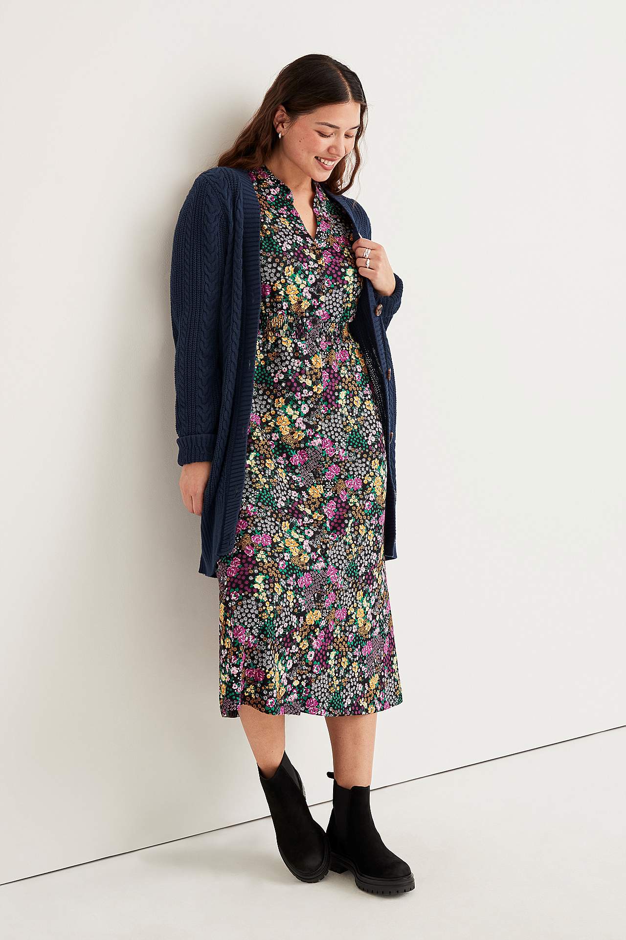 Rakstaina trikotāžas kleita