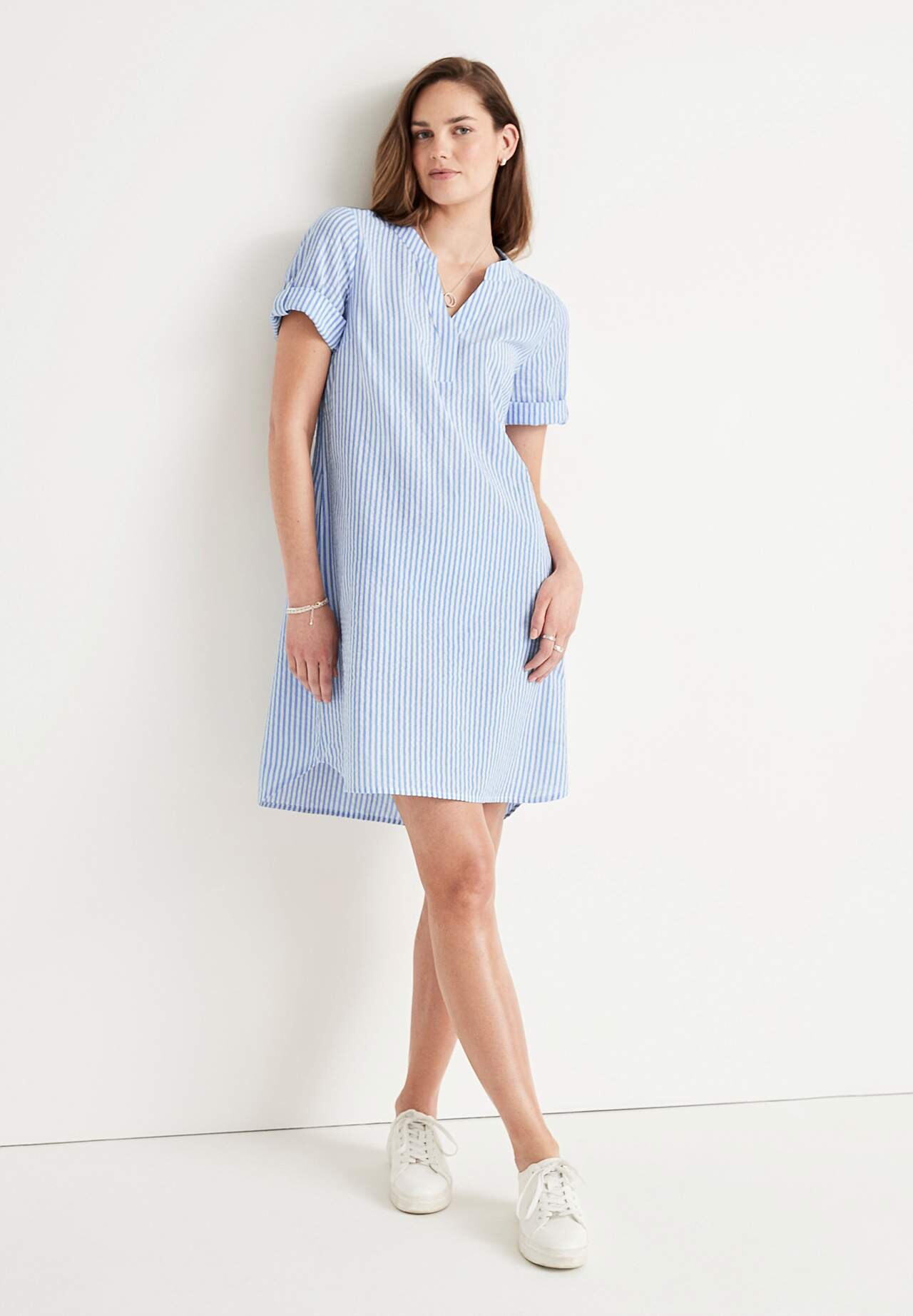 Svītraina kokvilnas kleita