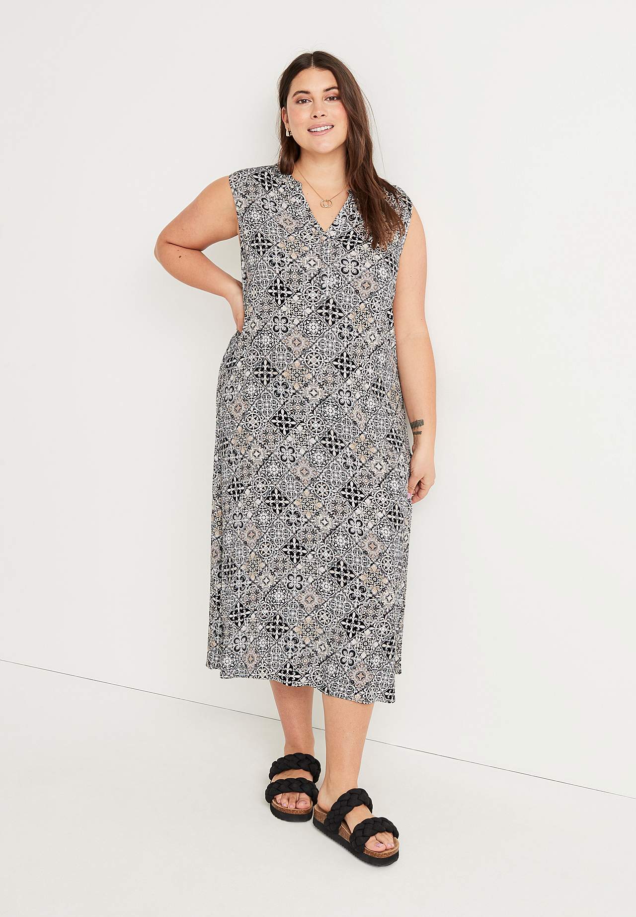 Kleita bez piedurknēm