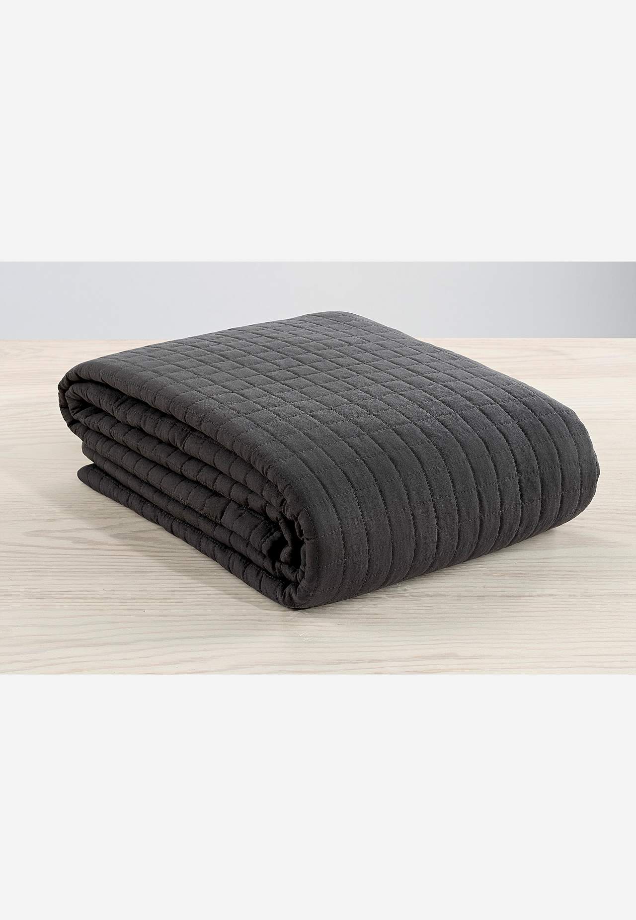 Gultas pārklājs 250x250 cm Square