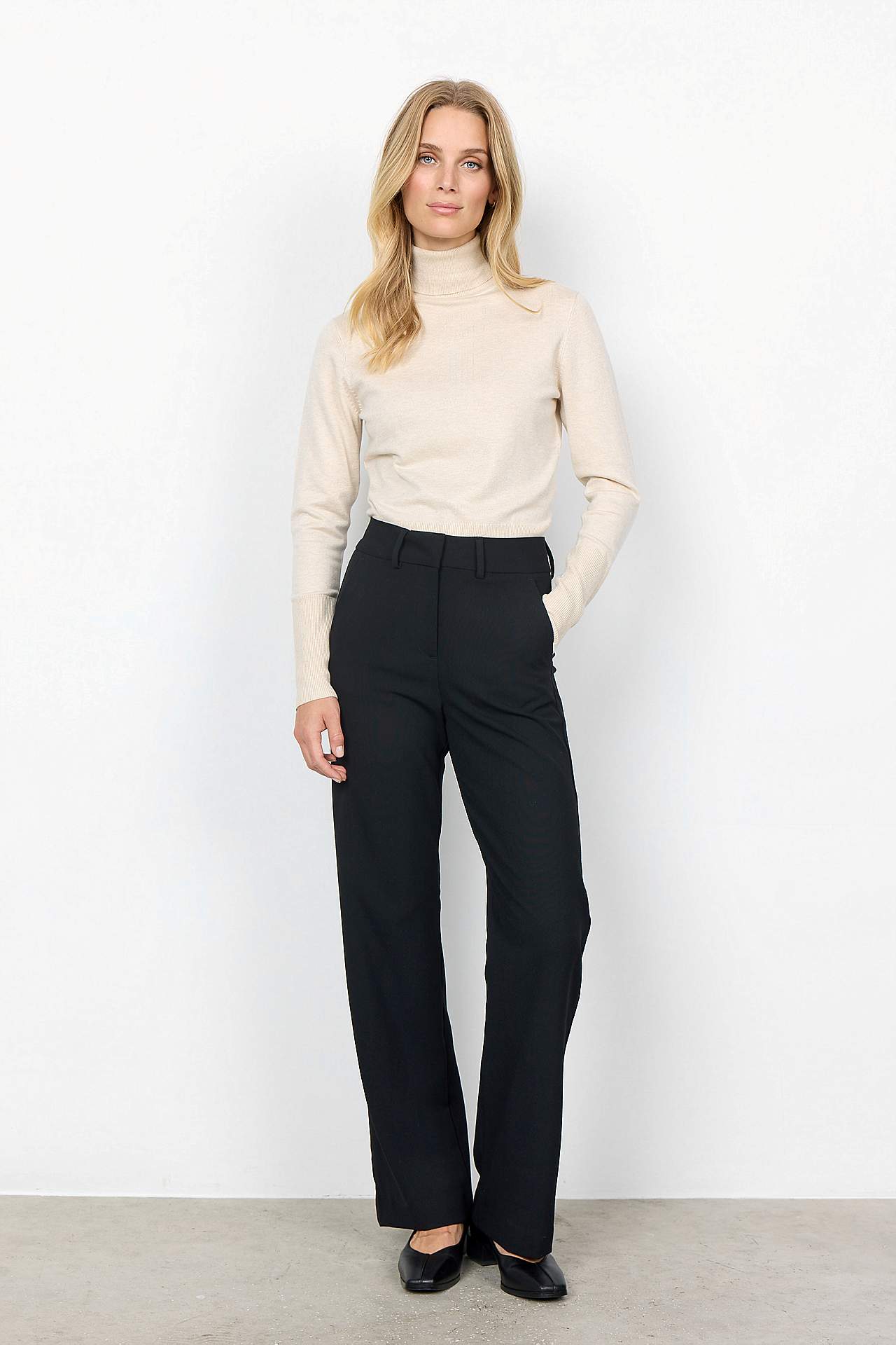 Klasiskas, stilīgas kostīmbikses