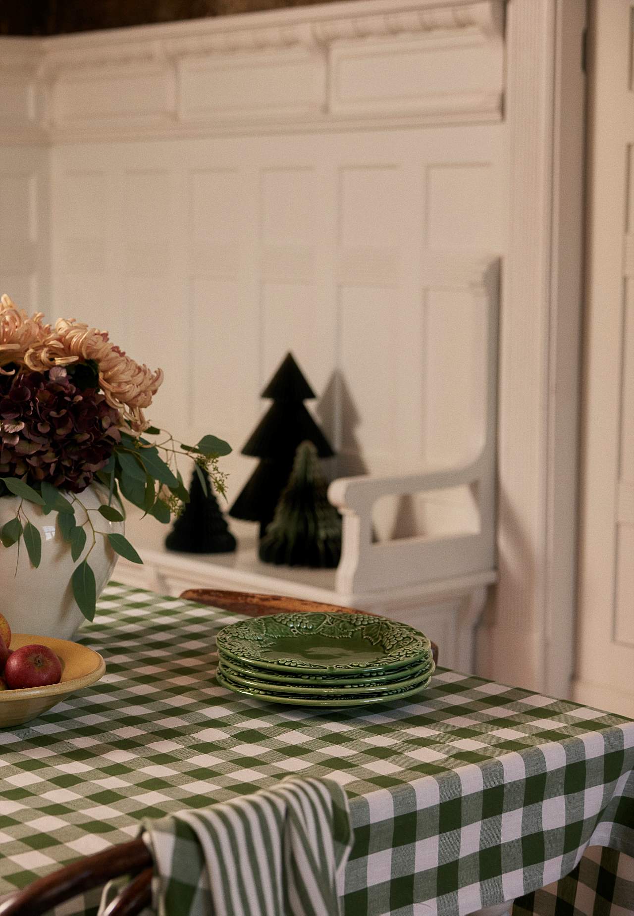 Rūtaina auduma galdauts