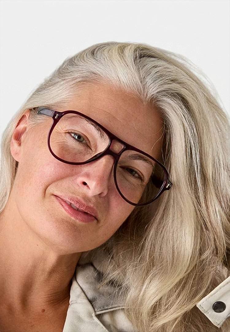 Lasīšanas brilles ar futrālīti