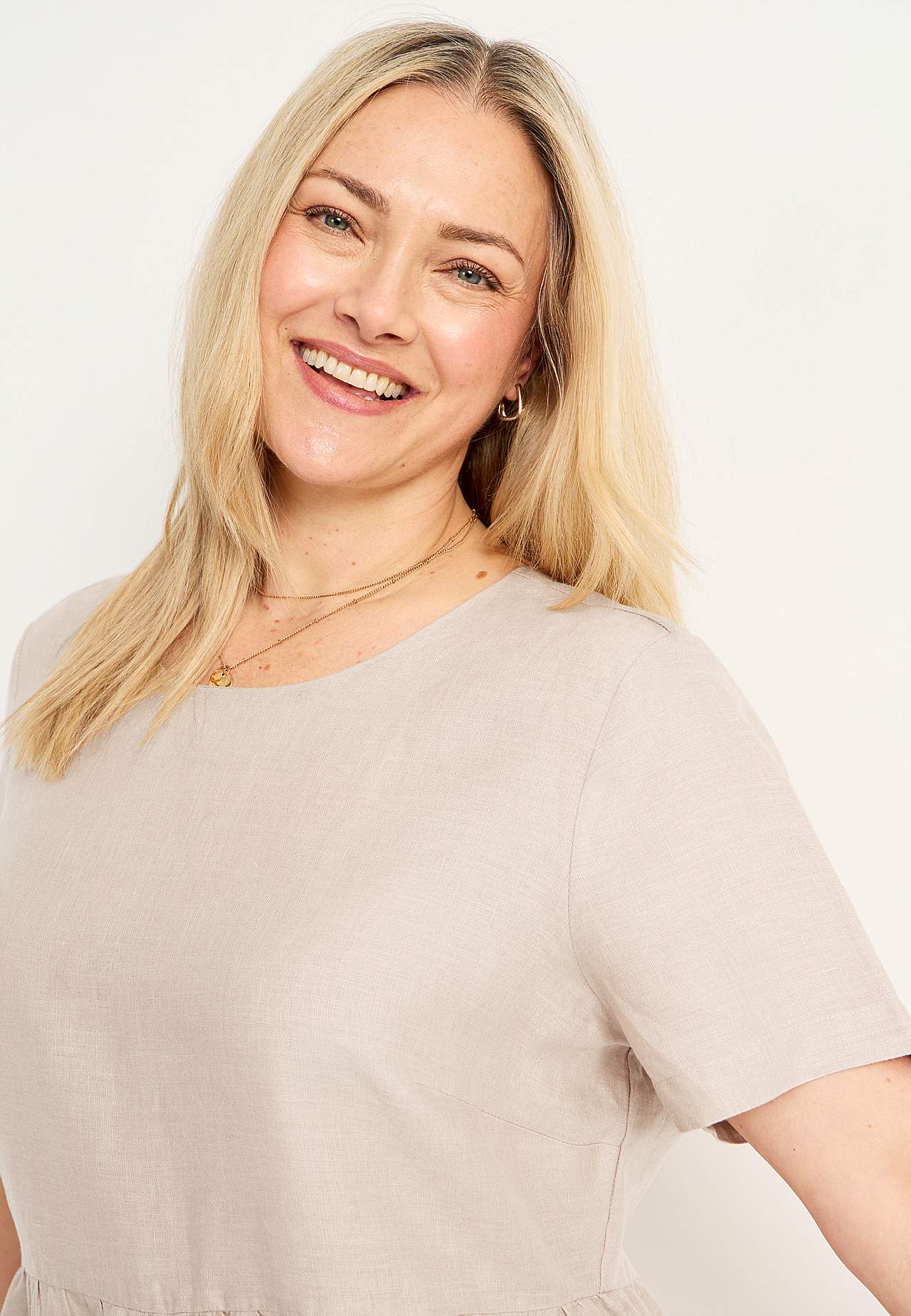 Premium lina kleita ar īsām piedurknēm 