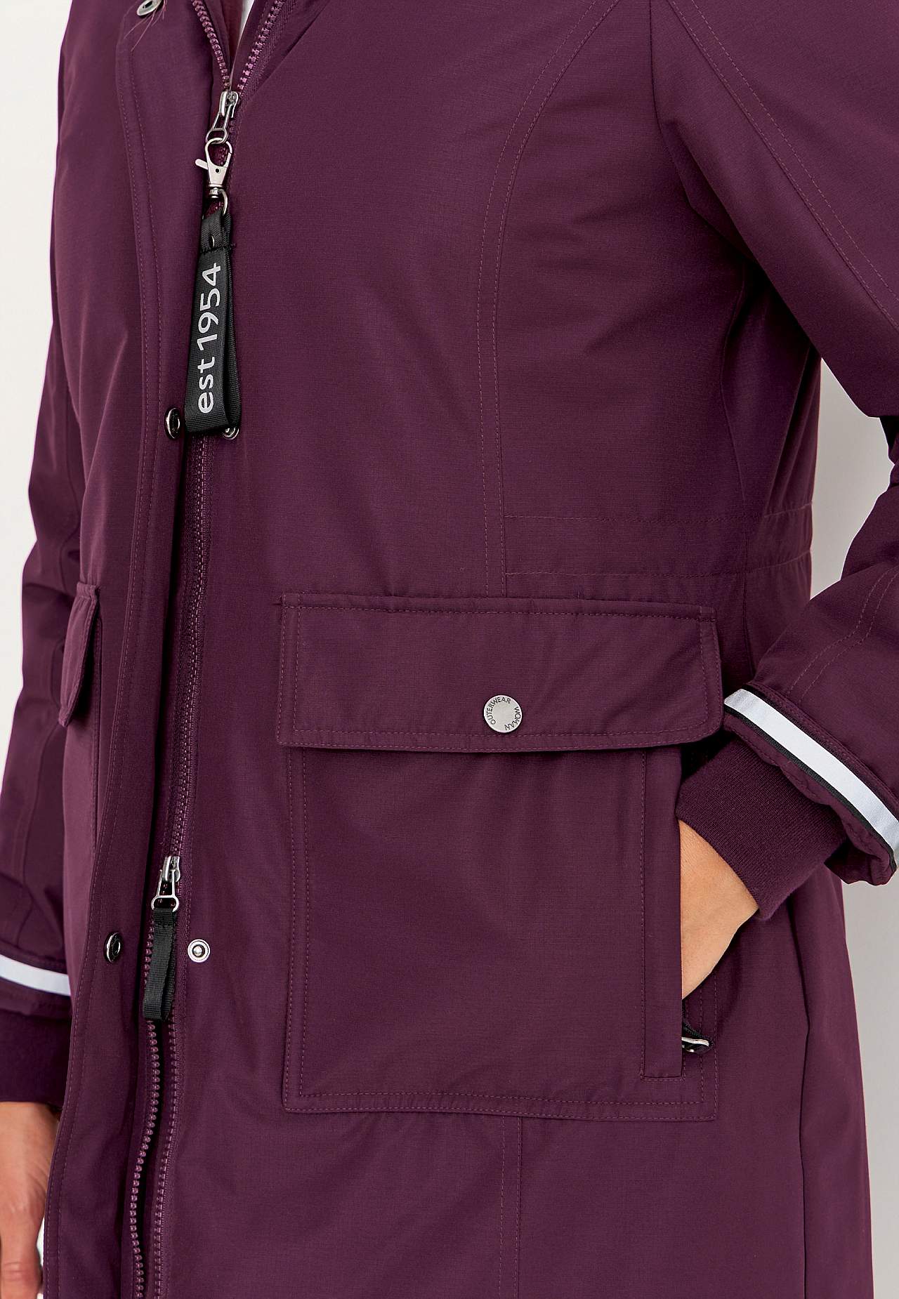 Silti oderēta parkas jaka