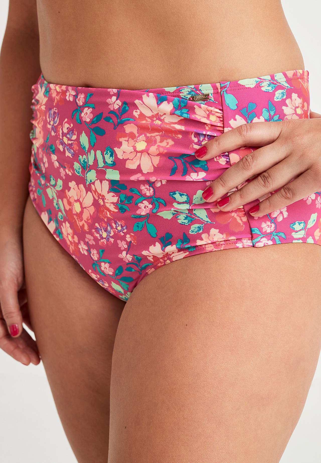 Bikini biksītes ar augstu jostasvietu