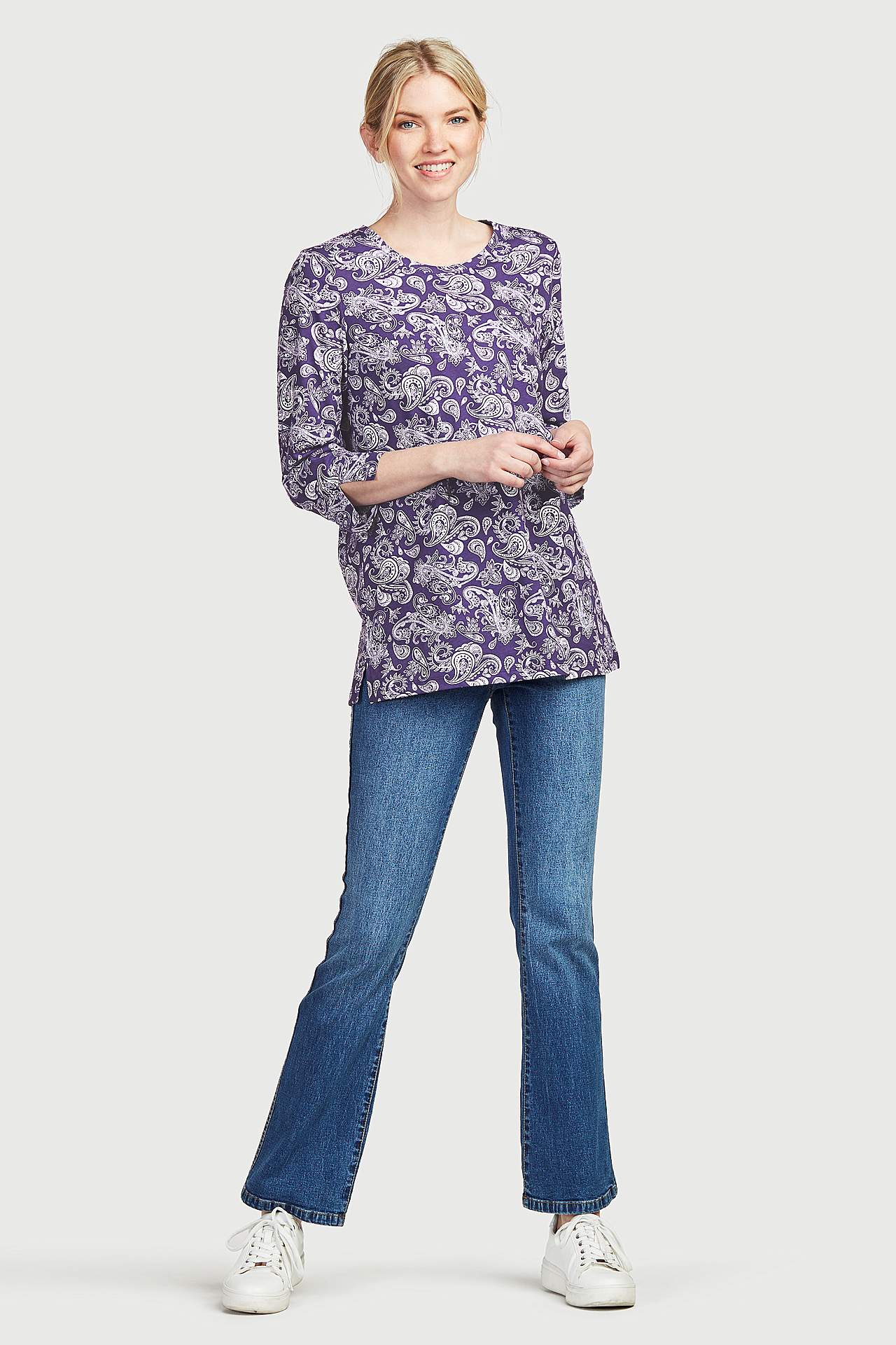 Džinsi ar paplatinātiem galiem