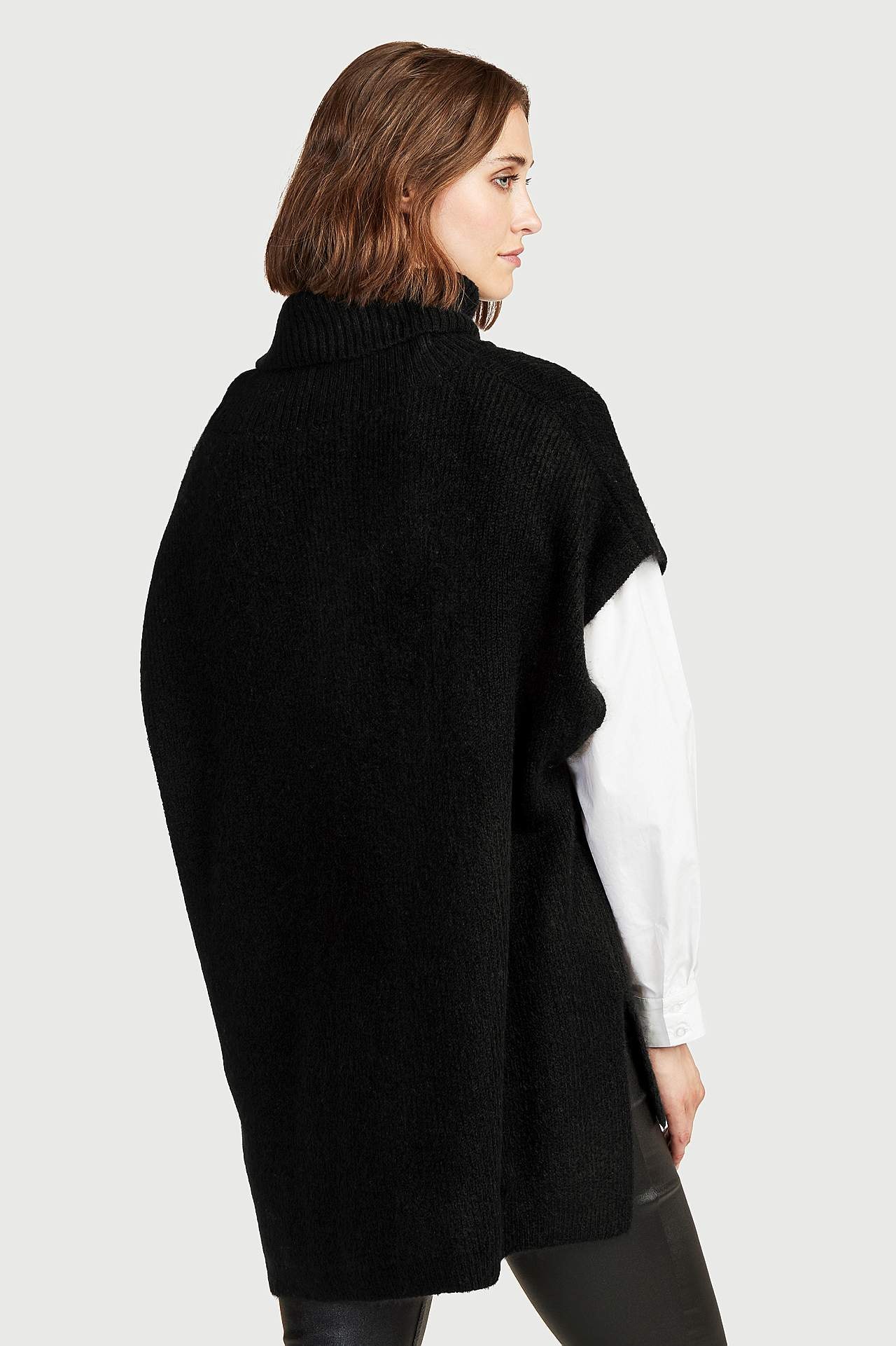 Džemperis ar polo apkali