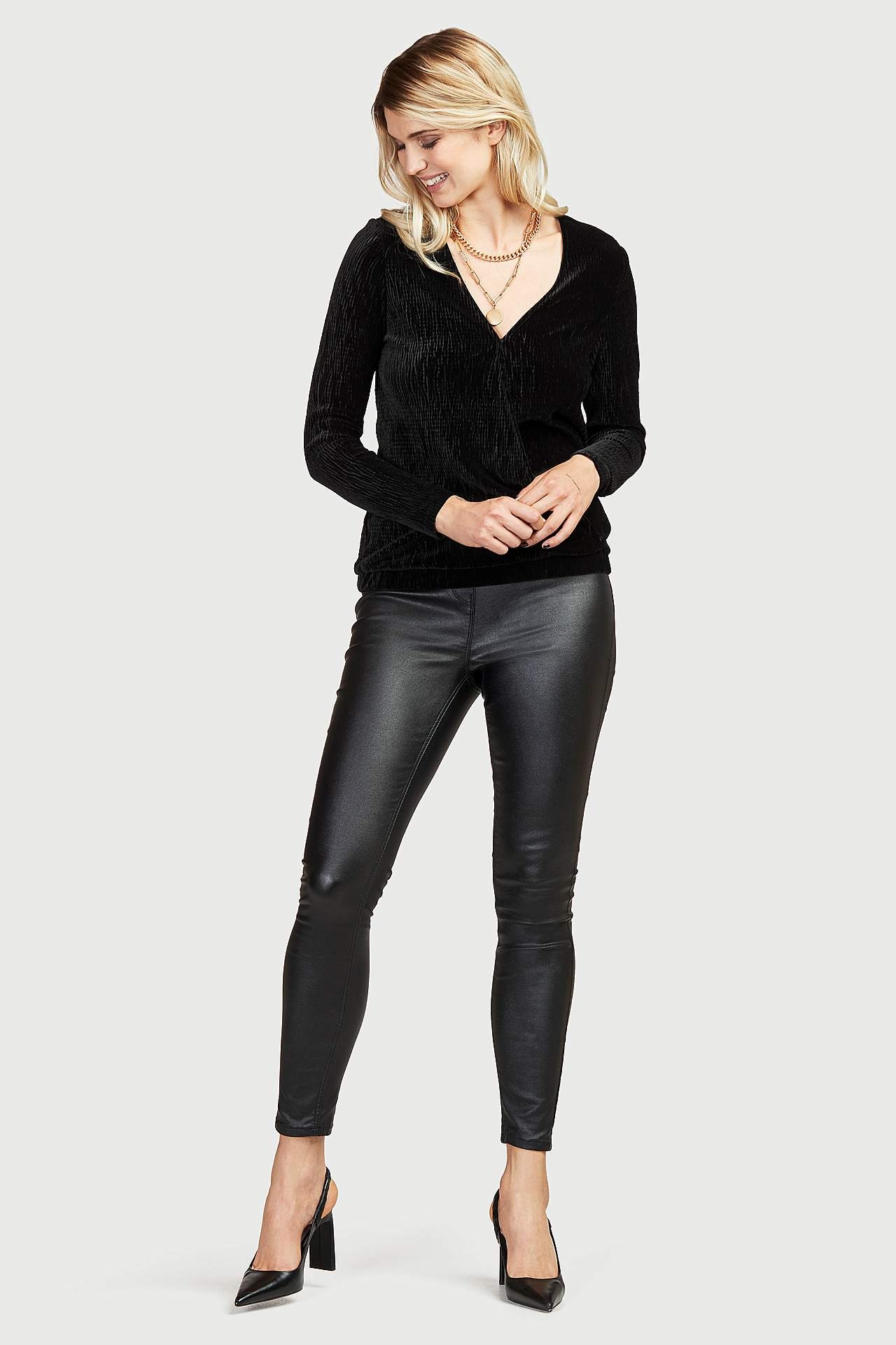 Plisēta samta tops ar pārlikumu