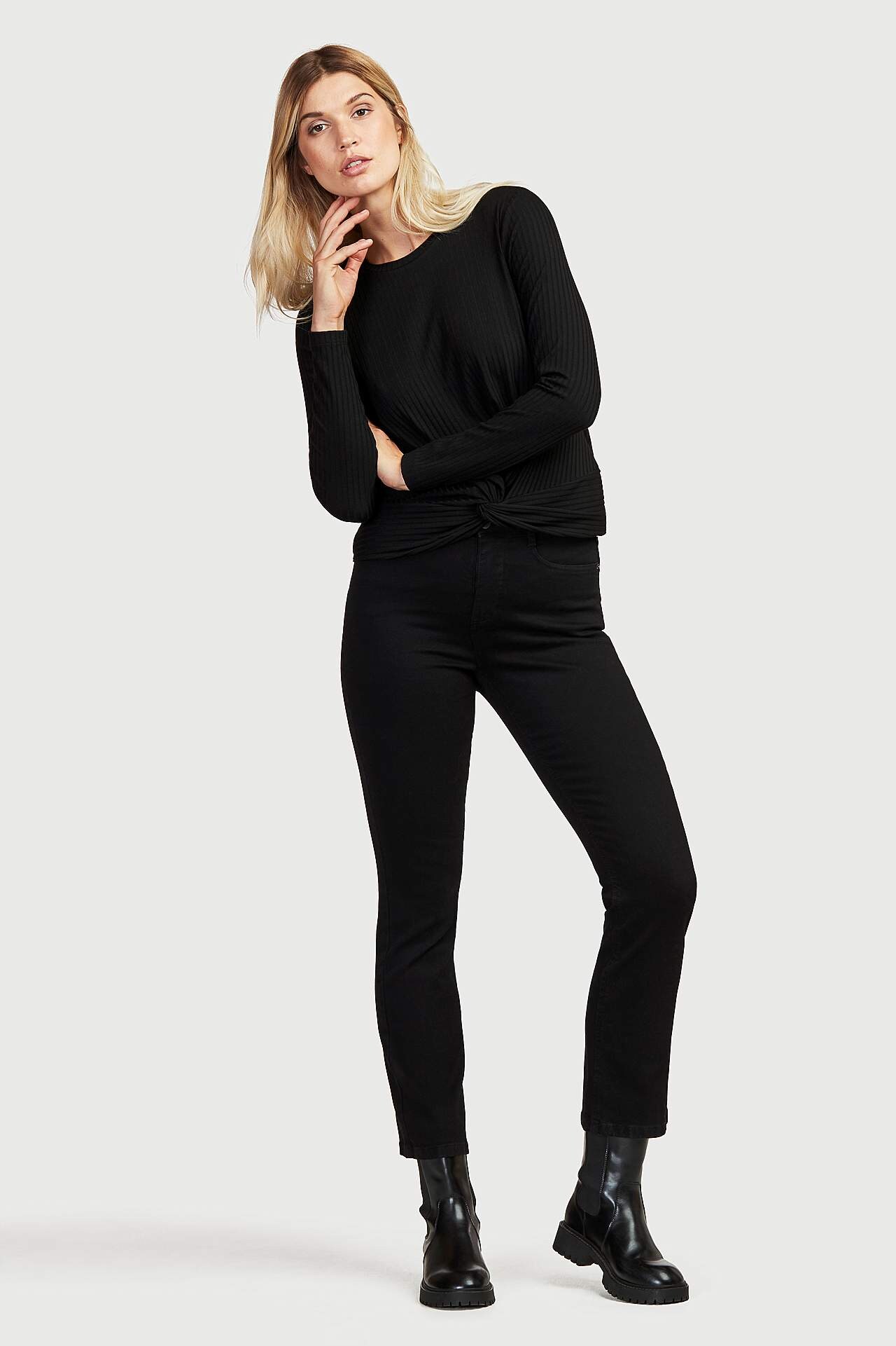 Taisni organiskās kokvilnas džinsi