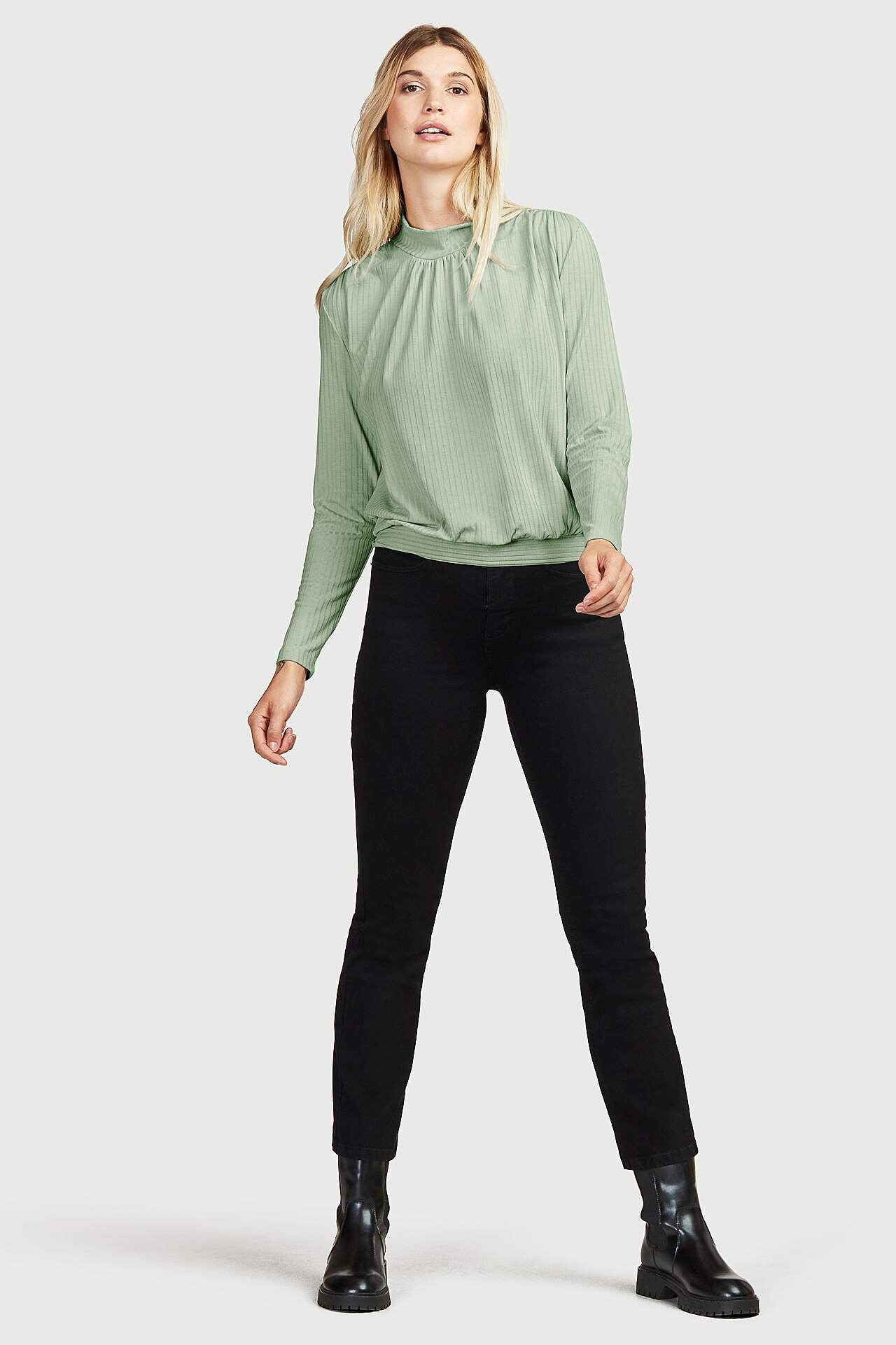 Taisni organiskās kokvilnas džinsi