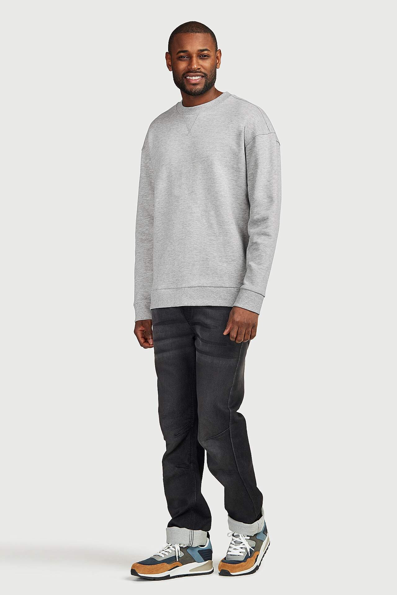 Džemperis ar garām piedurknēm