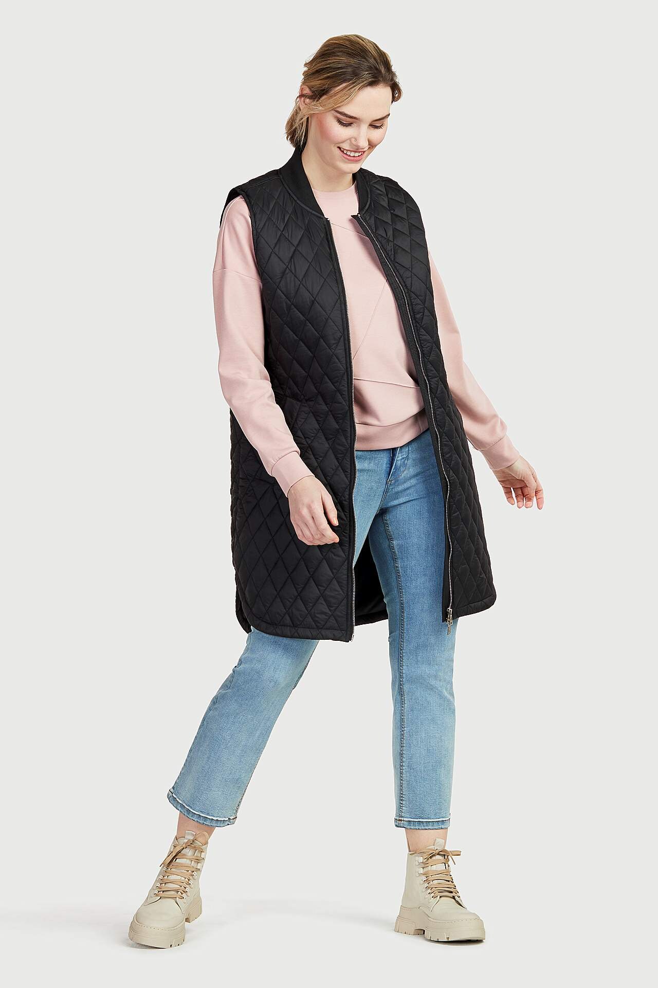 Stepēta, gara veste