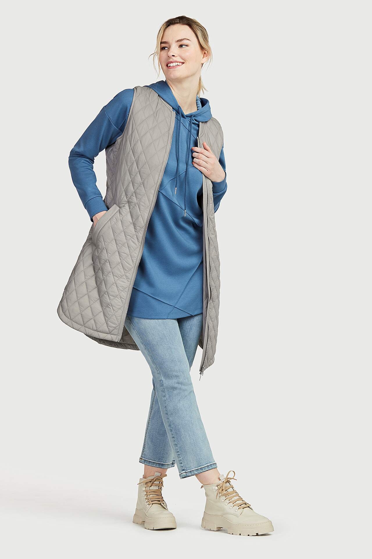 Stepēta, gara veste