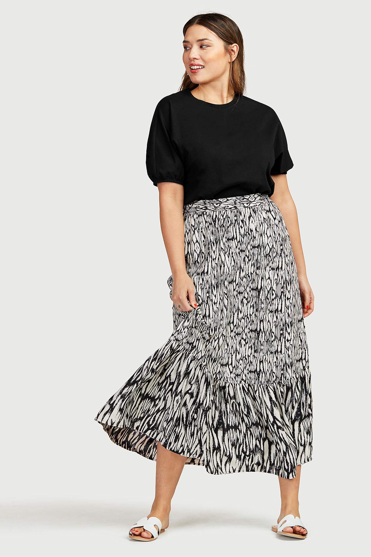 Vienkrāsains trikotāžas tops