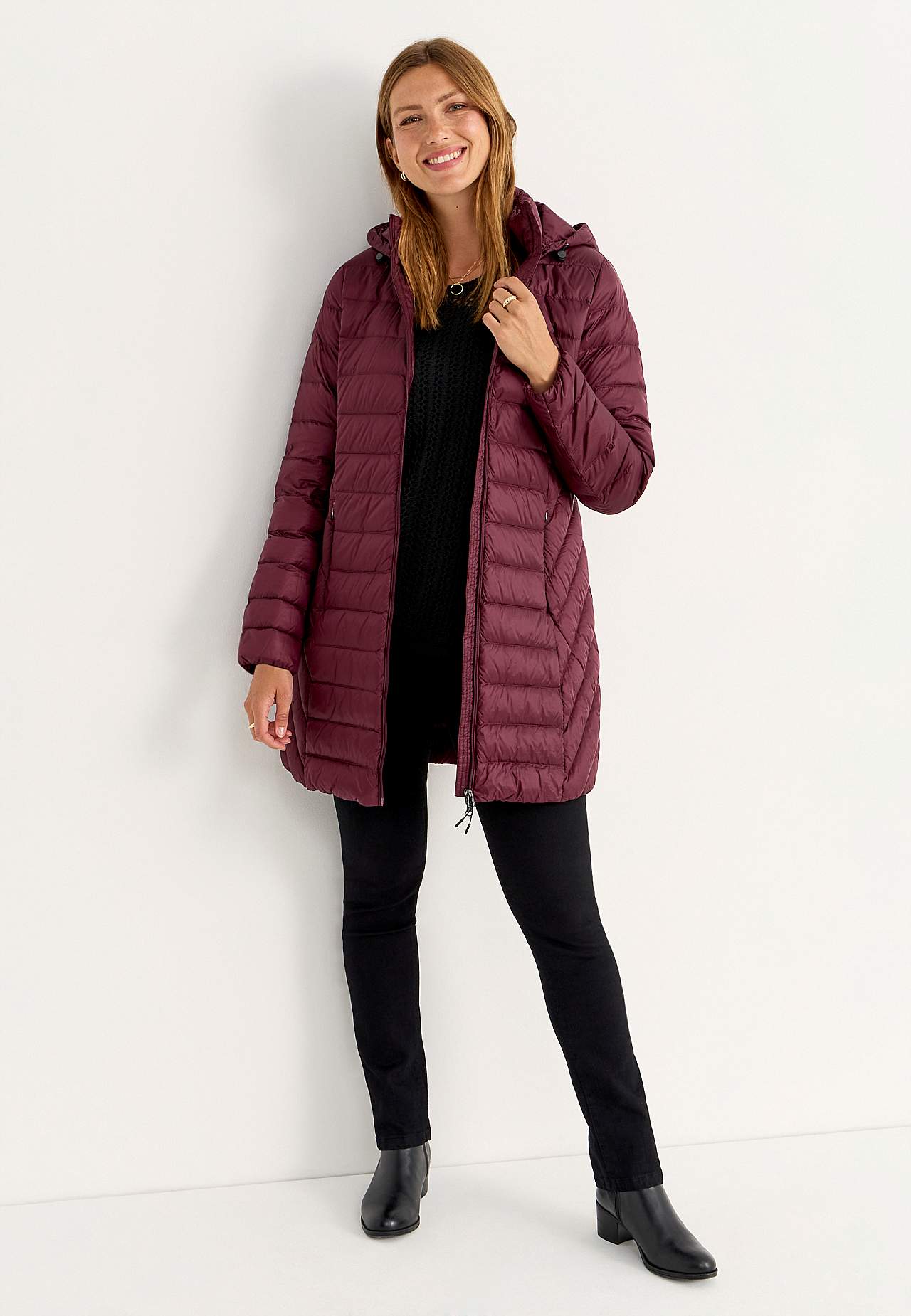 Dūnu jaka ar kapuci