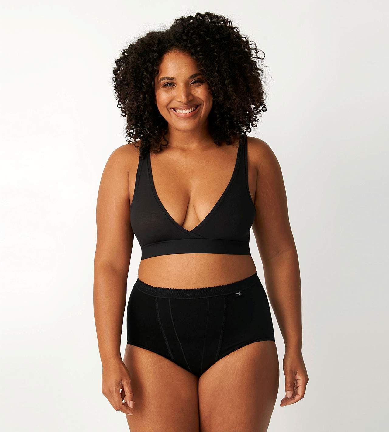 Maksibiksītes ar viegli figūru formējošu efektu Control kompl. 2 gabali