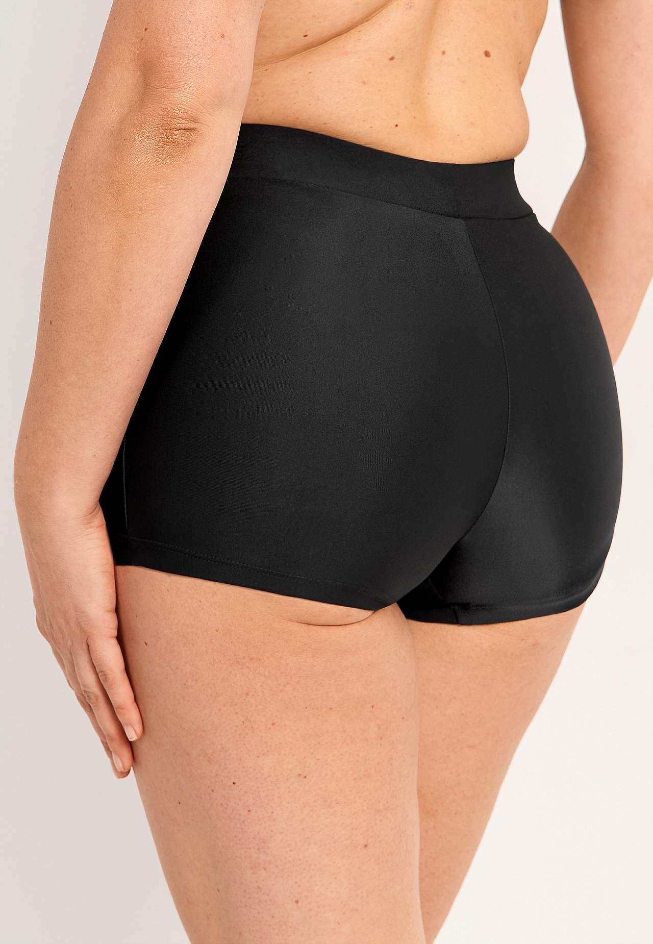 Bikini biksītes ar īsām starām Brisbane