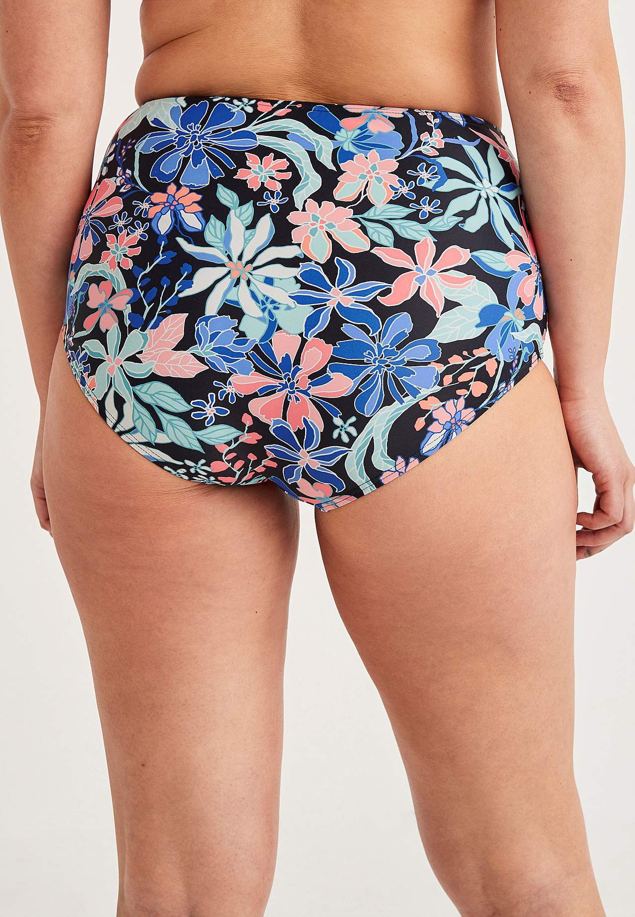 Bikini biksītes ar augstu jostasvietu