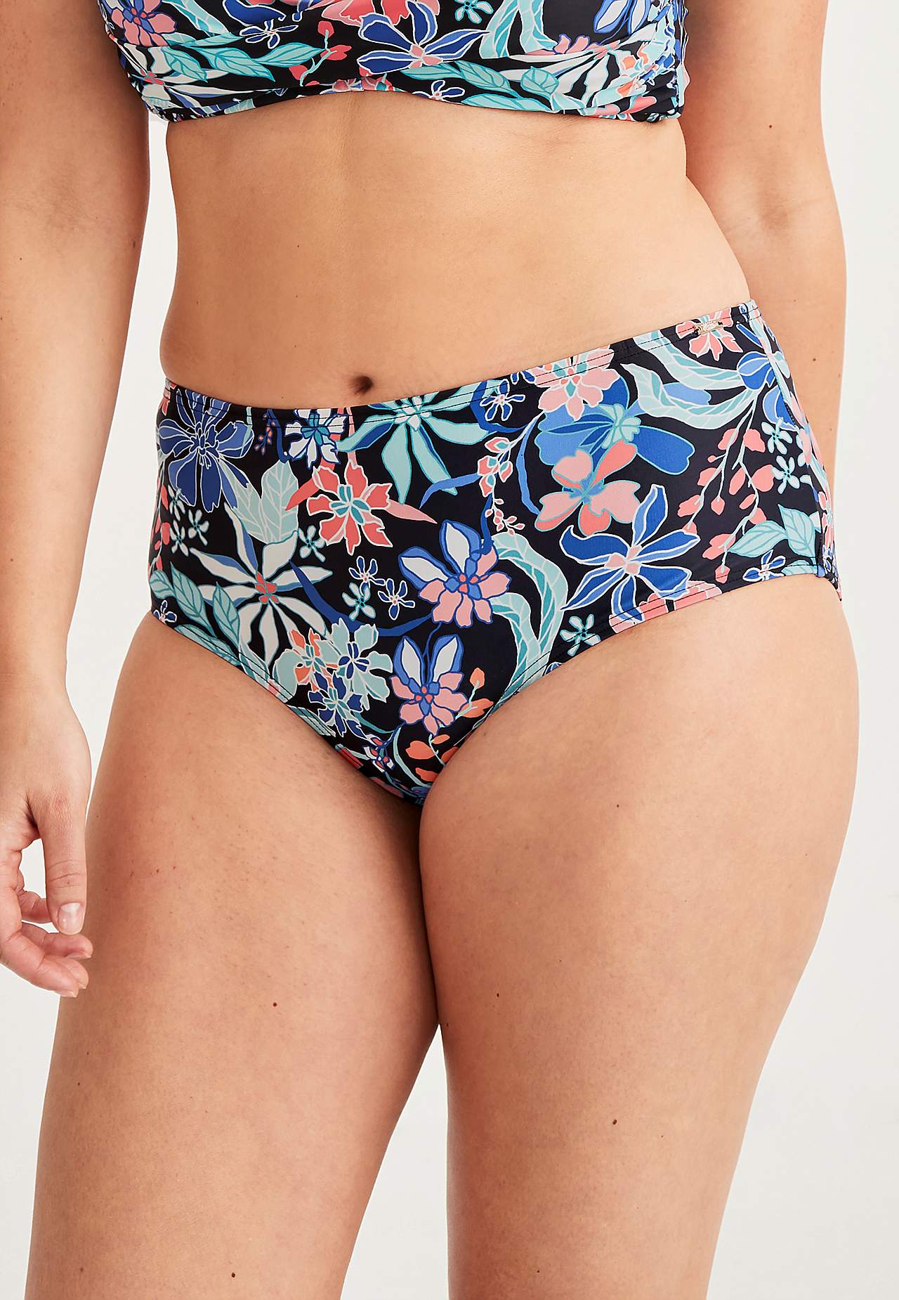 Bikini biksītes ar standarta augstuma jostasvietu