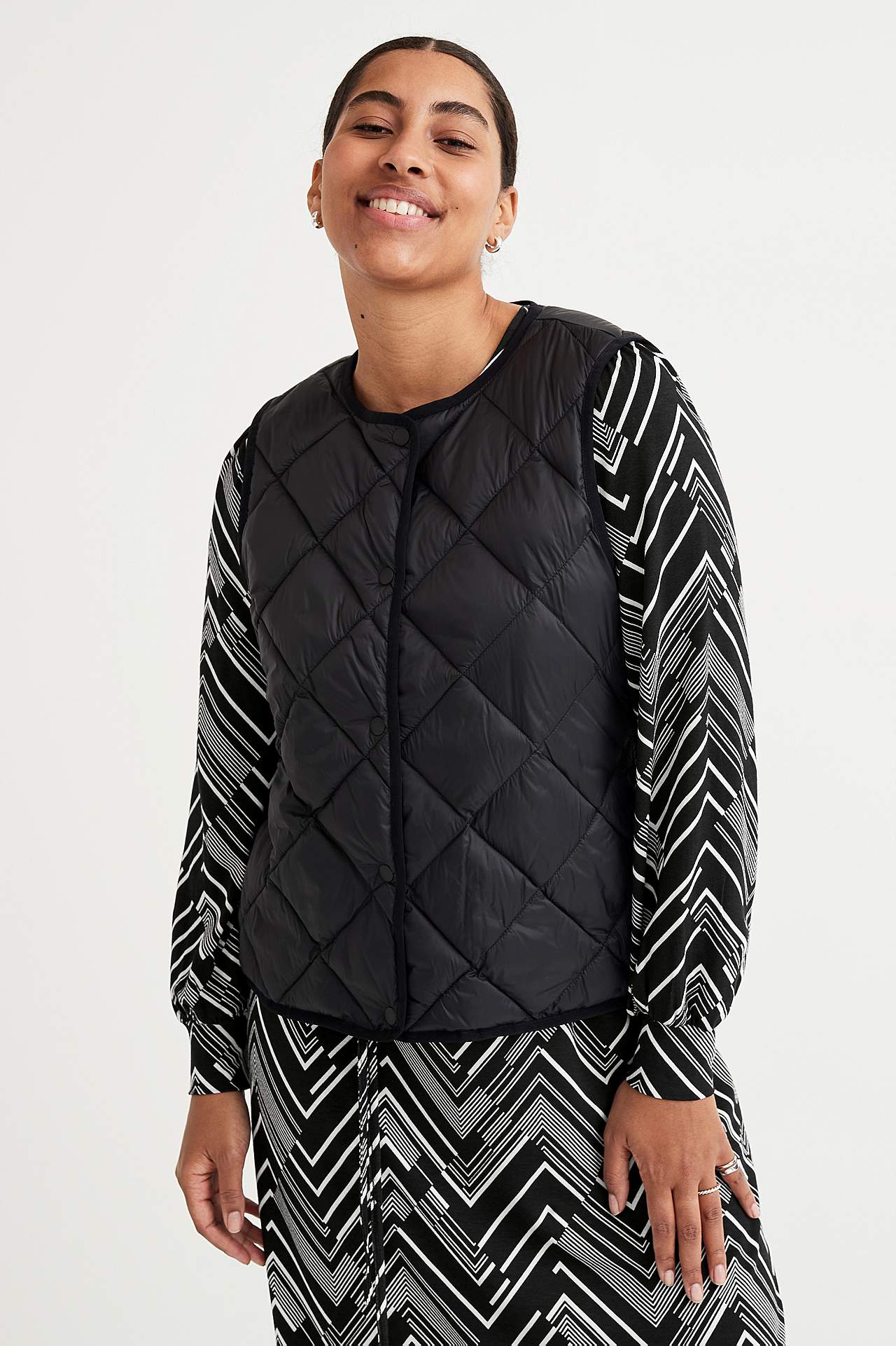 Stepēta vieglā veste Birdy