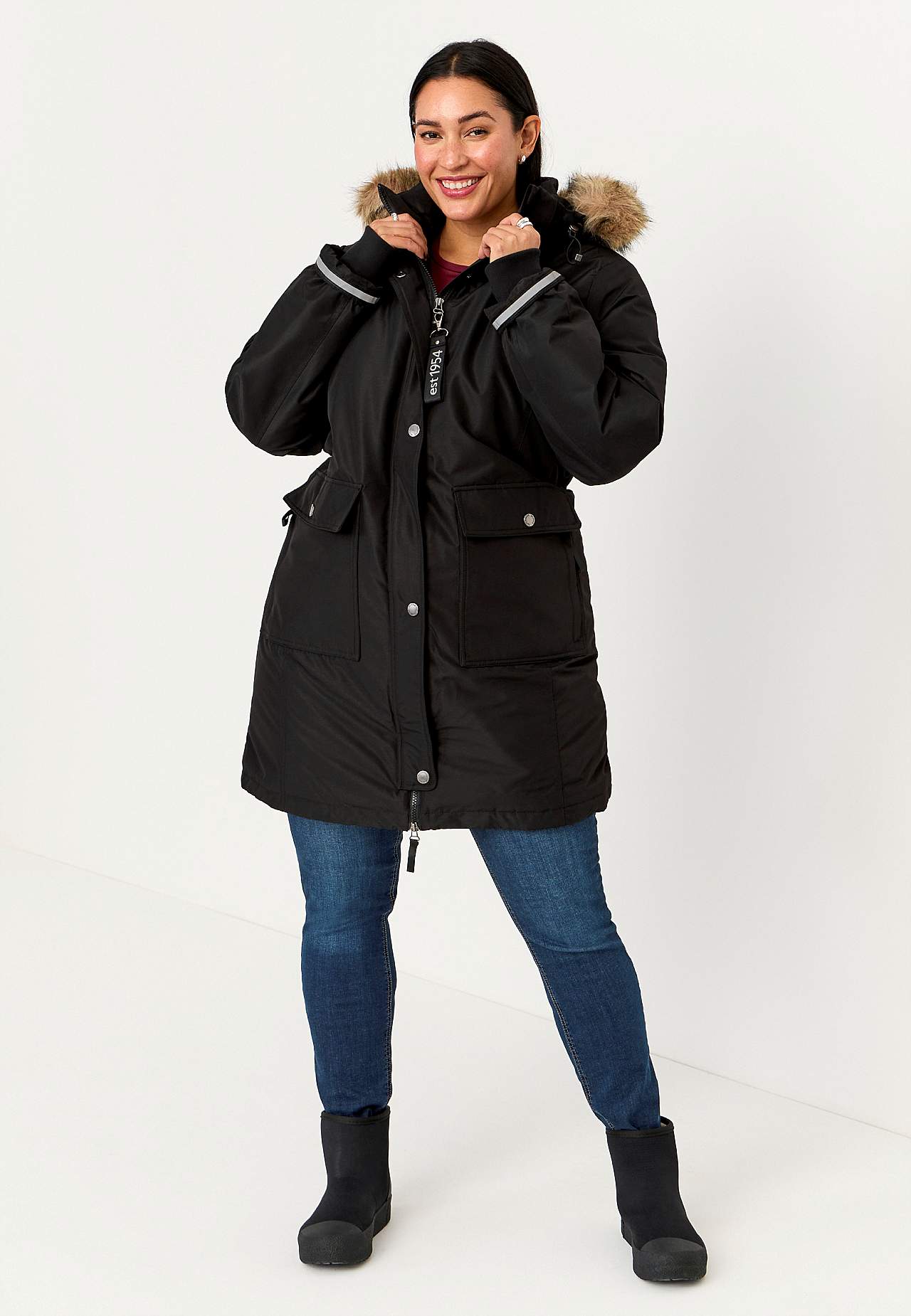 Silti oderēta parkas jaka