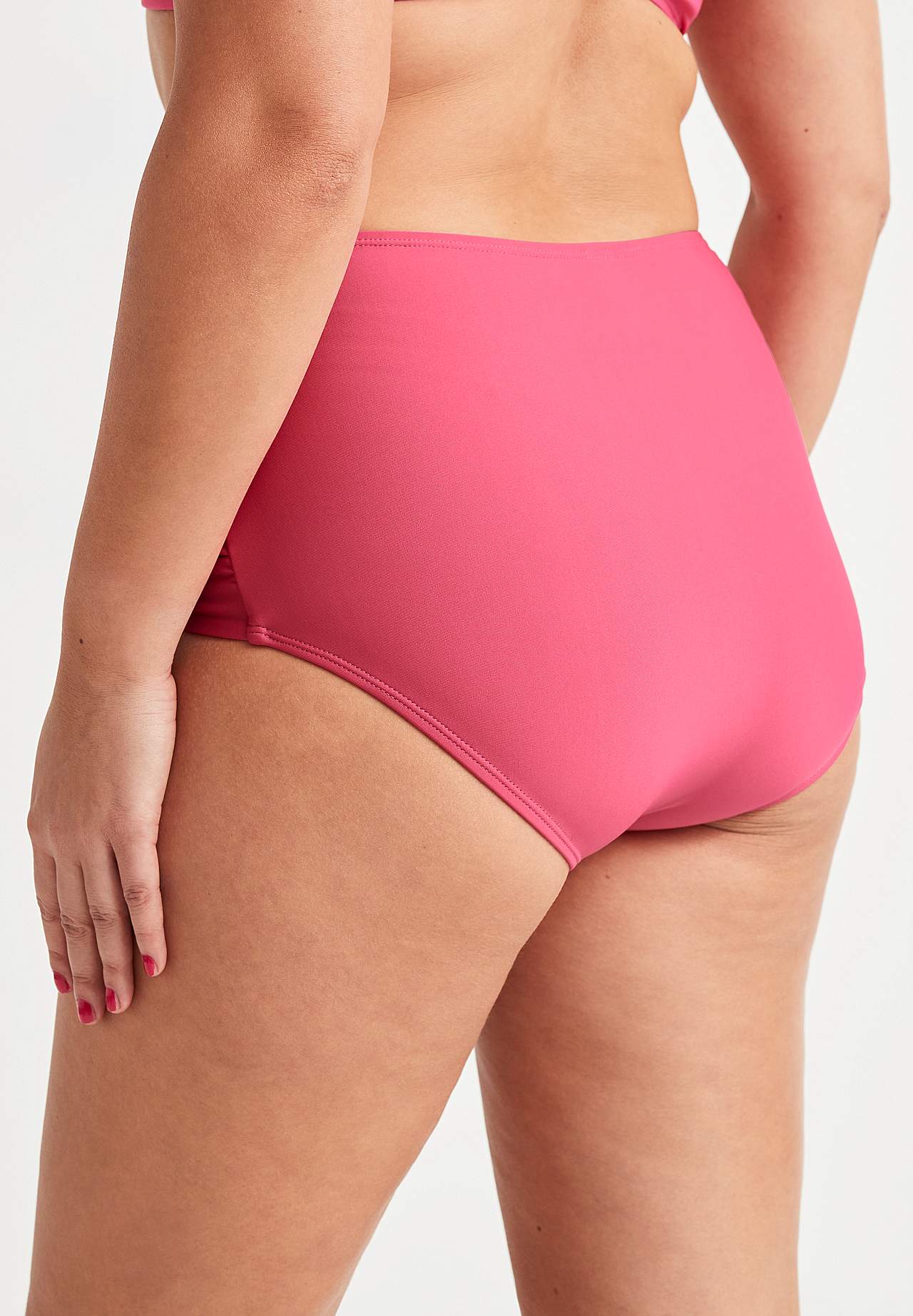 Bikini biksītes ar augstu jostasvietu