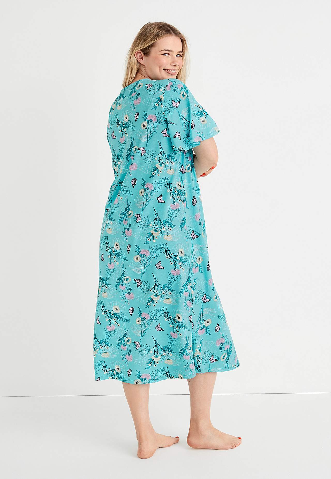 Naktskrekls ar īsām piedurknēm Anne
