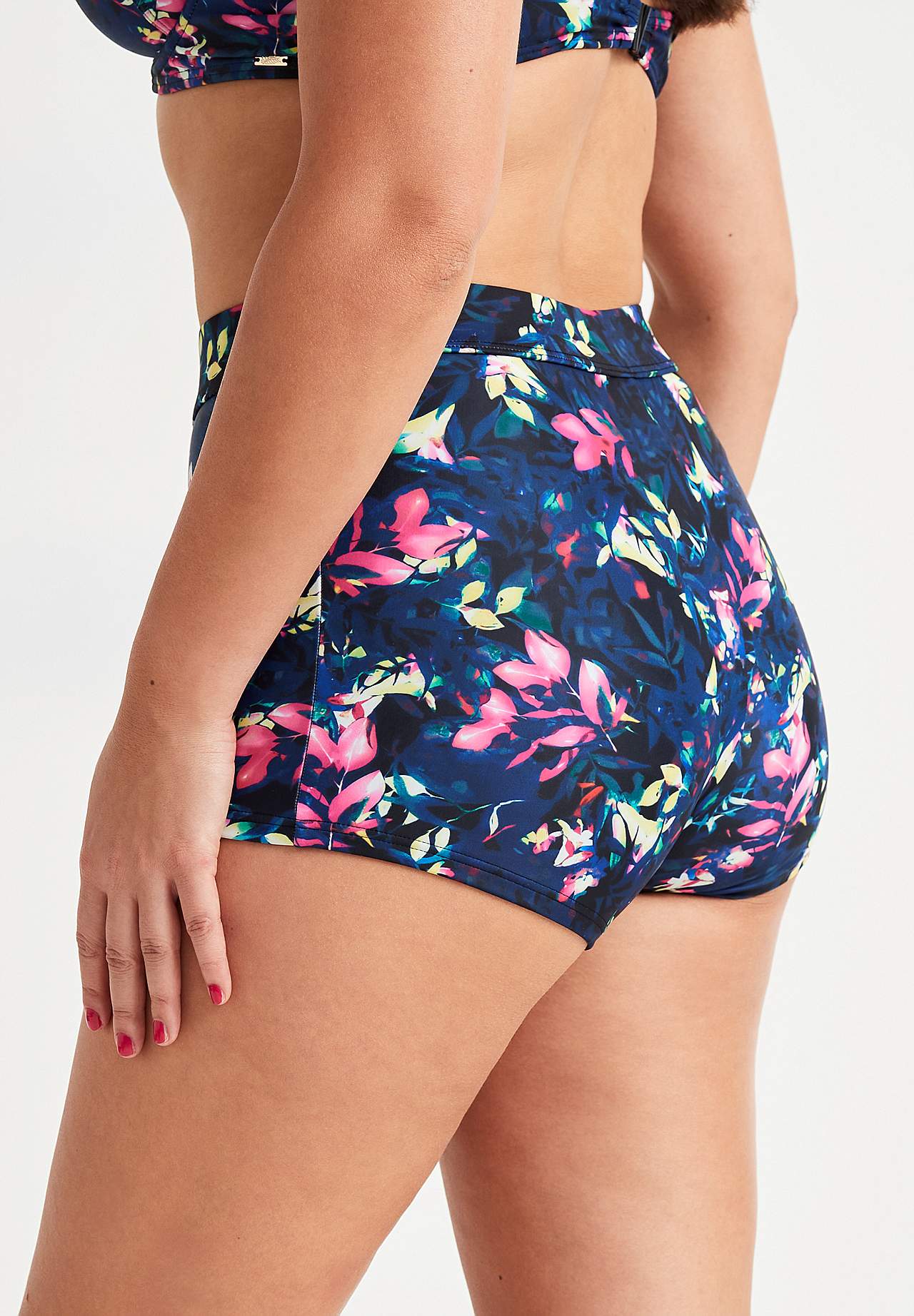 Bokserveida bikini biksītes