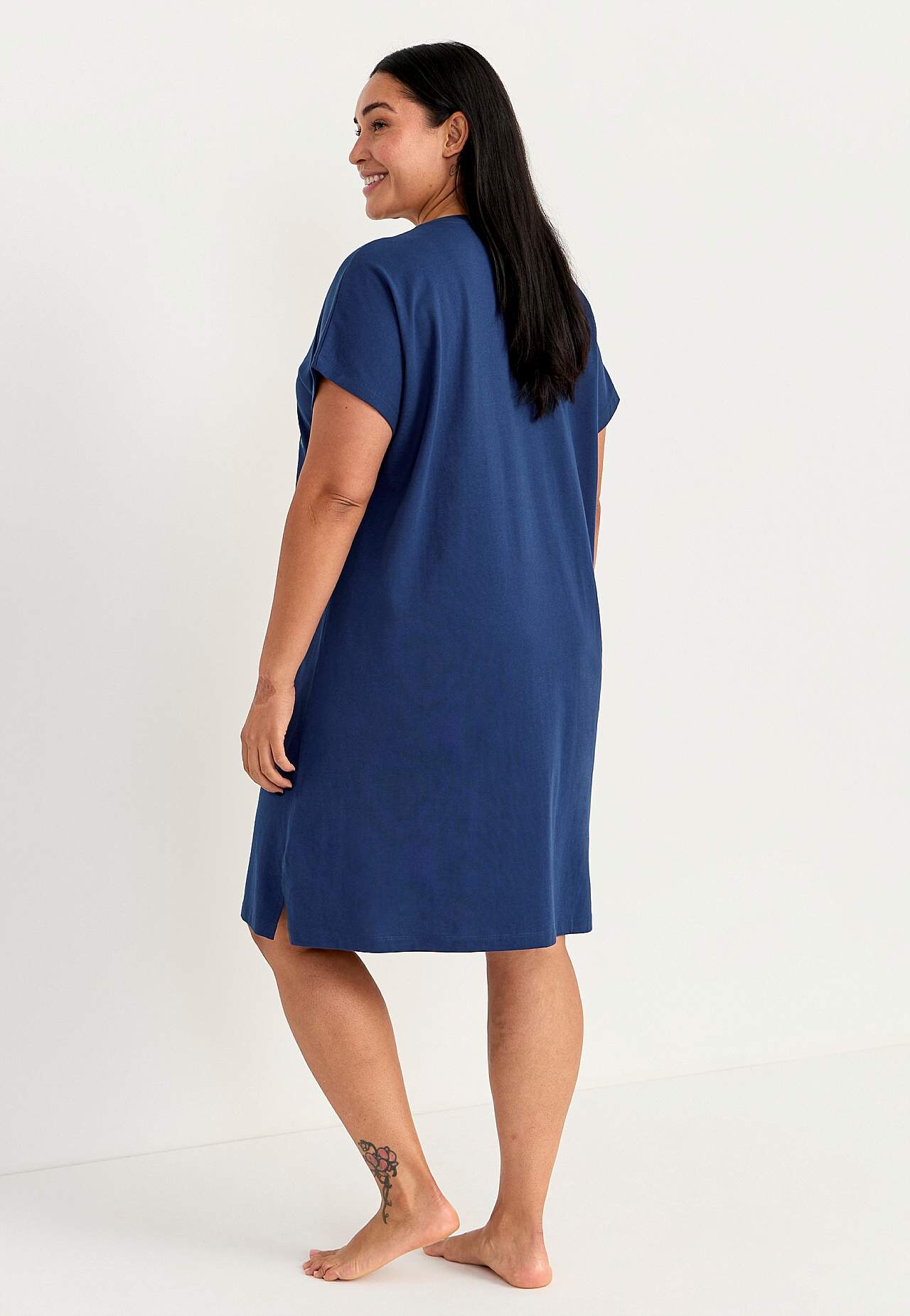 Naktskrekls ar Ziemassvētku motīvu