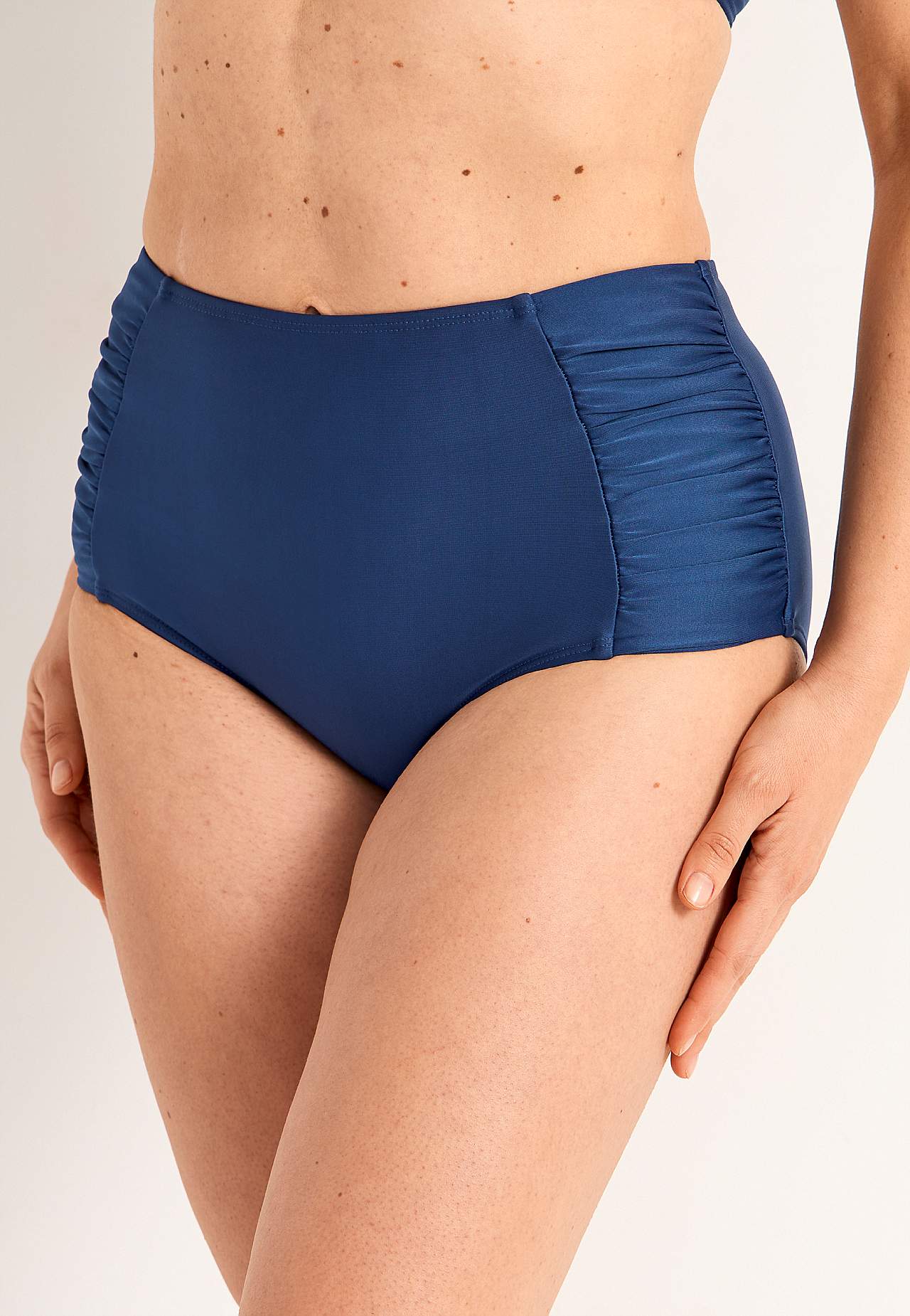 Bikini biksītes ar augstu vidukli Honolulu