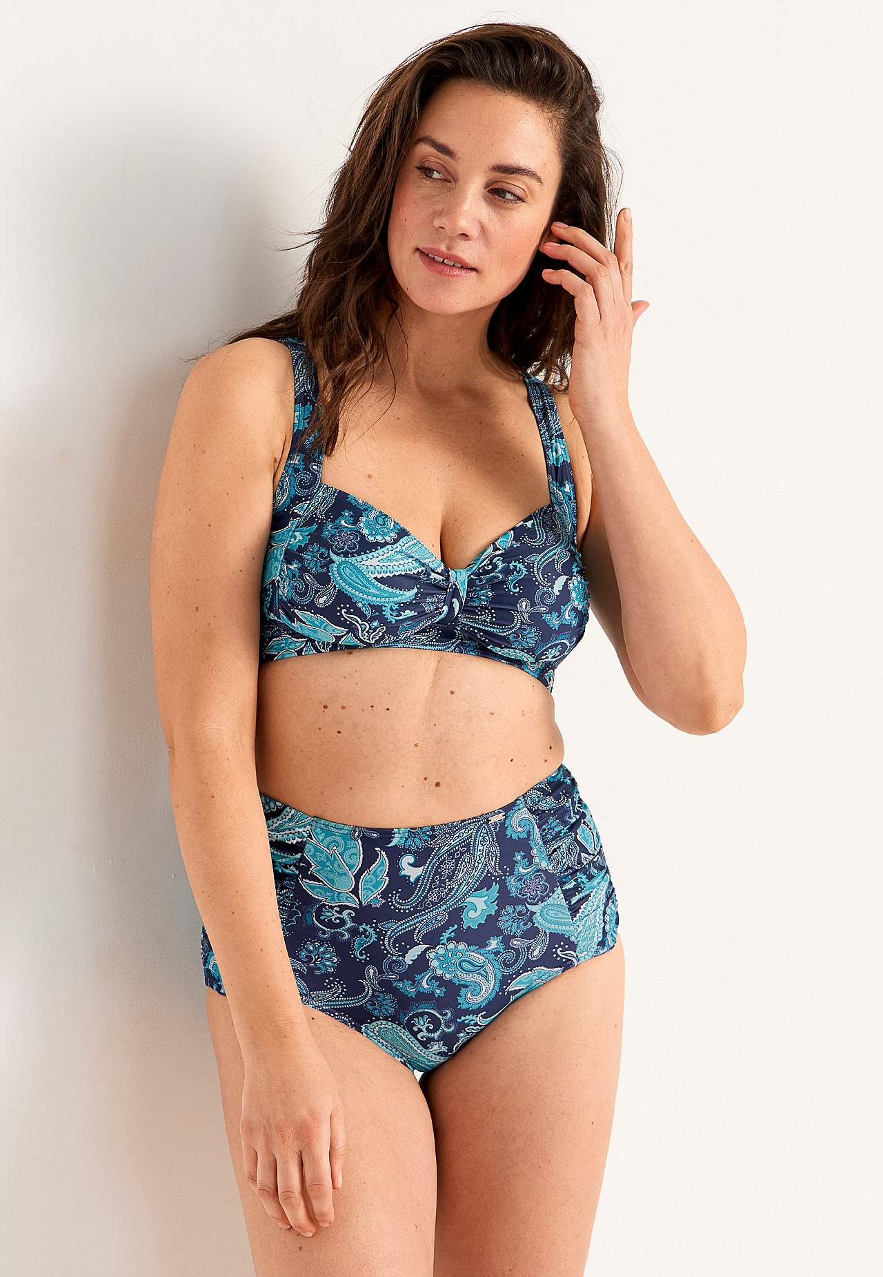 Mīksts bikini krūšturis
