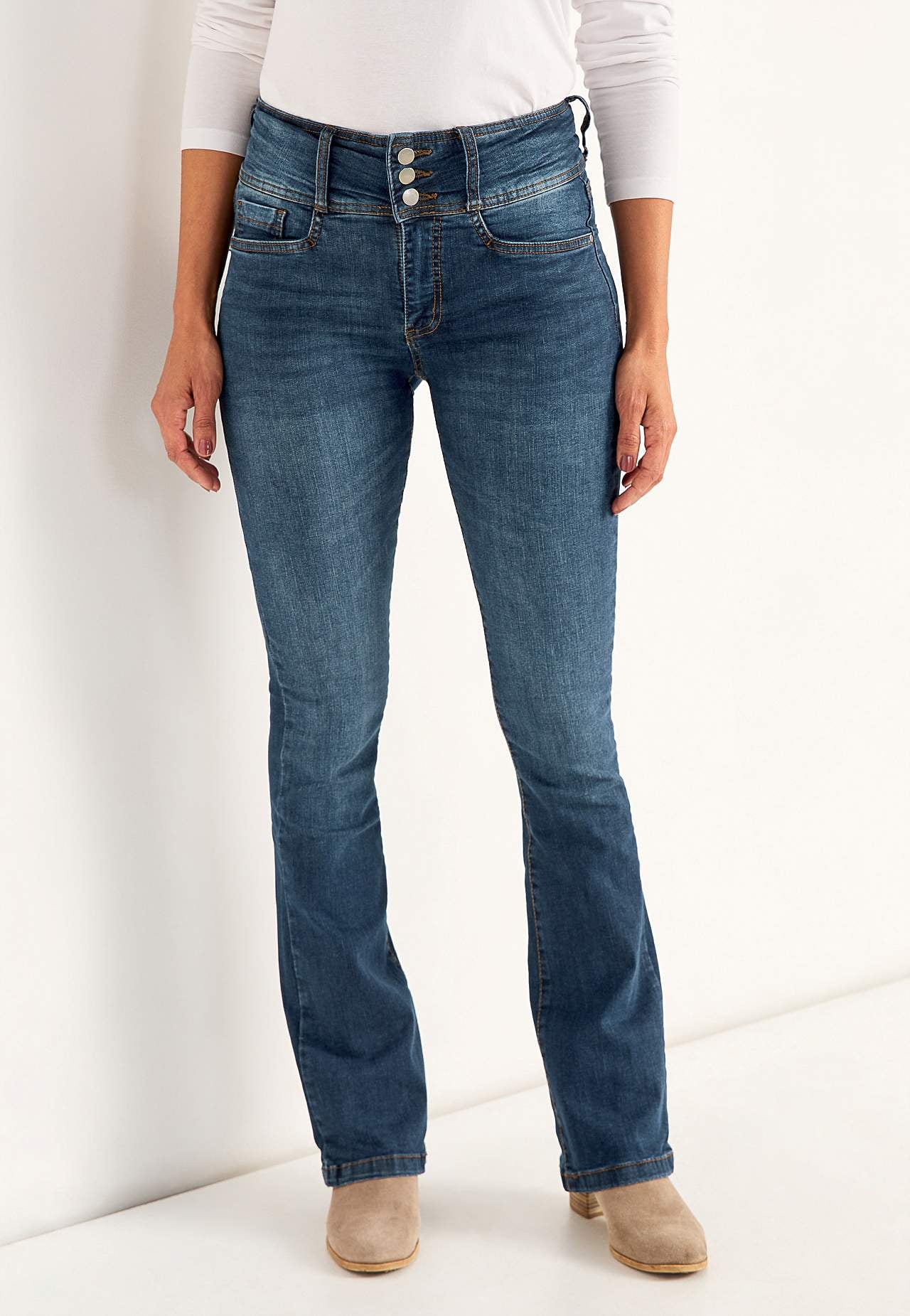 Bootcut piegriezuma džinsi ar augstu jostasvietu
