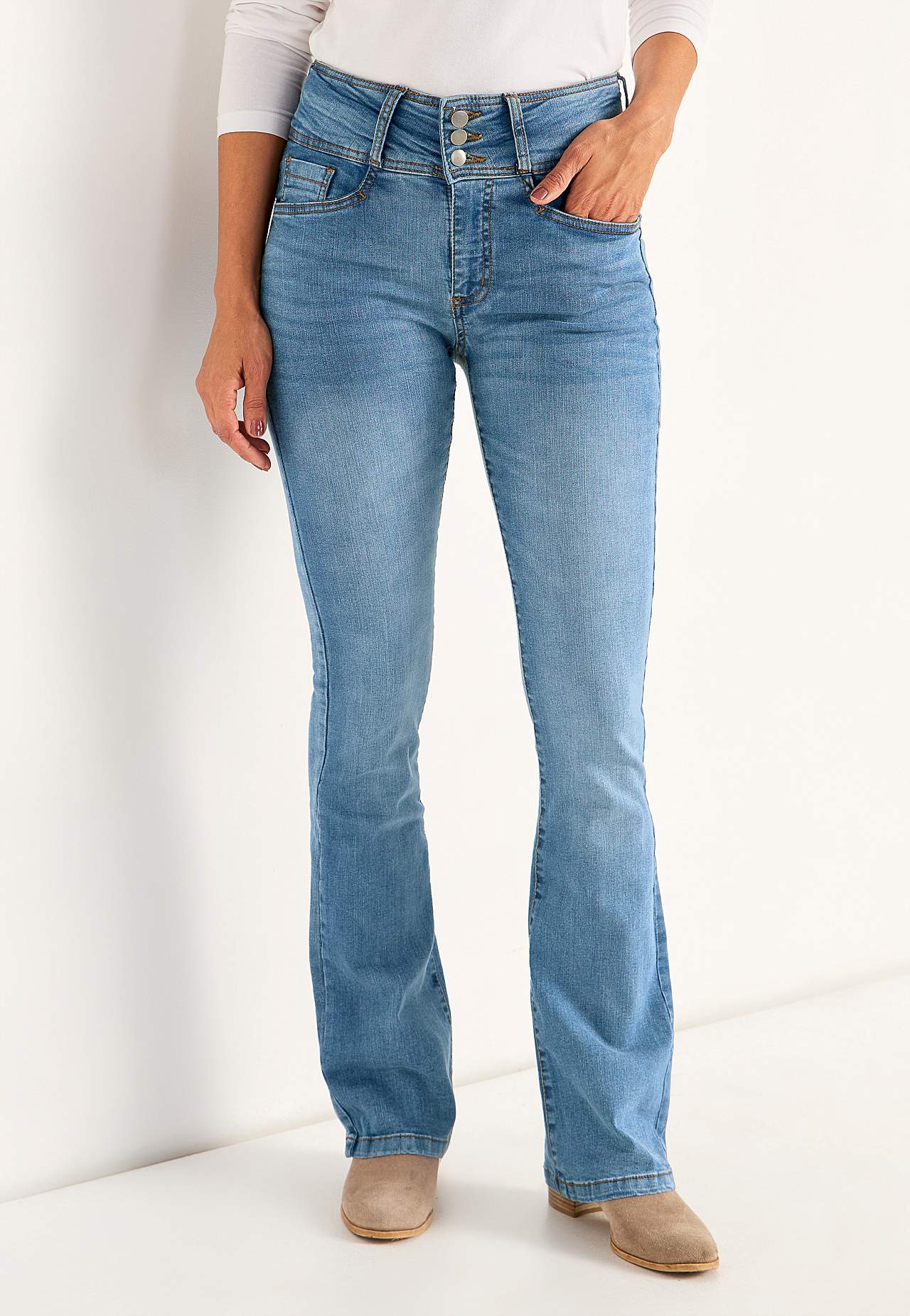 Bootcut piegriezuma džinsi ar augstu jostasvietu Jennifer