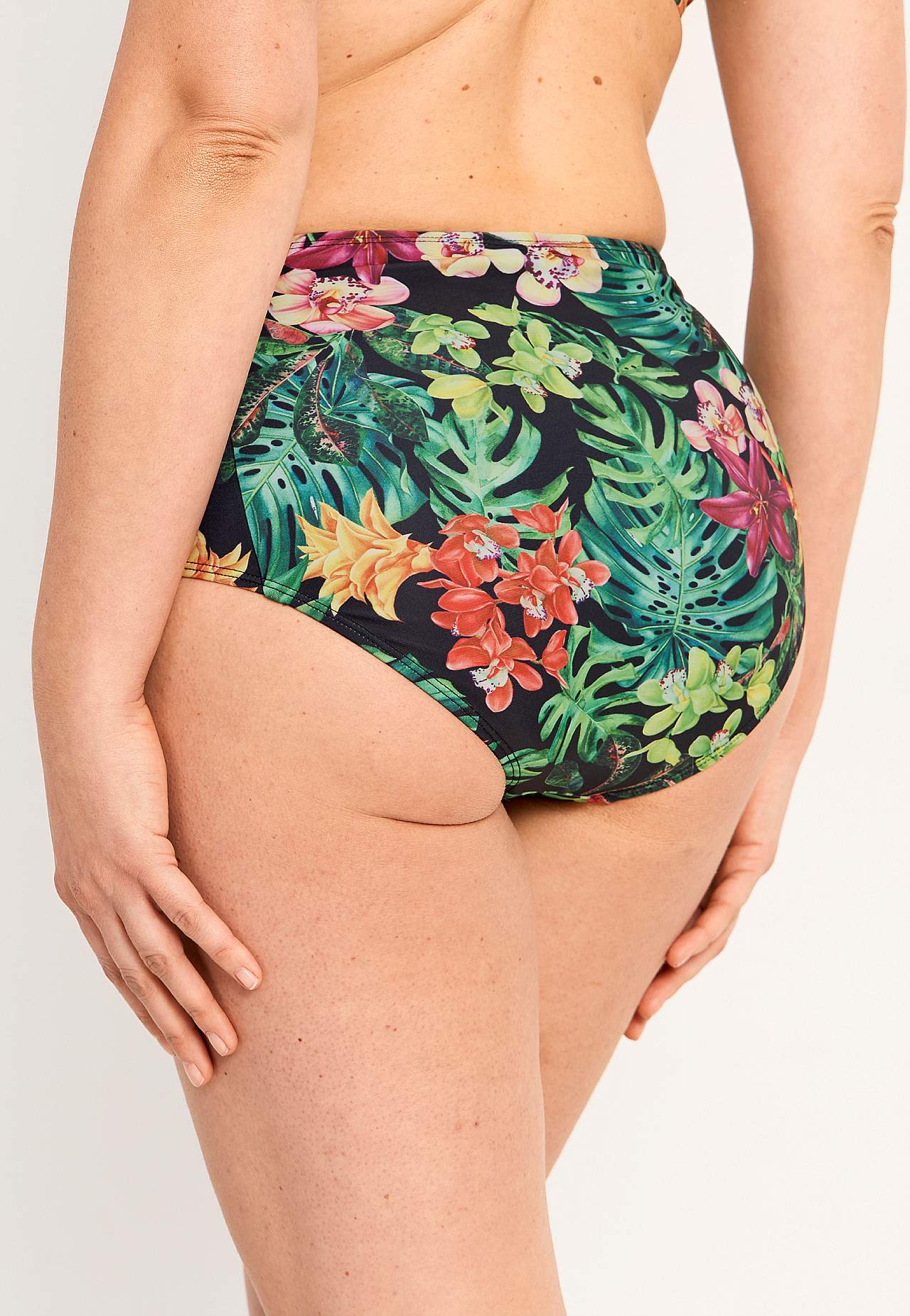 Ziedu raksta bikini biksītes ar augstu jostasvietu