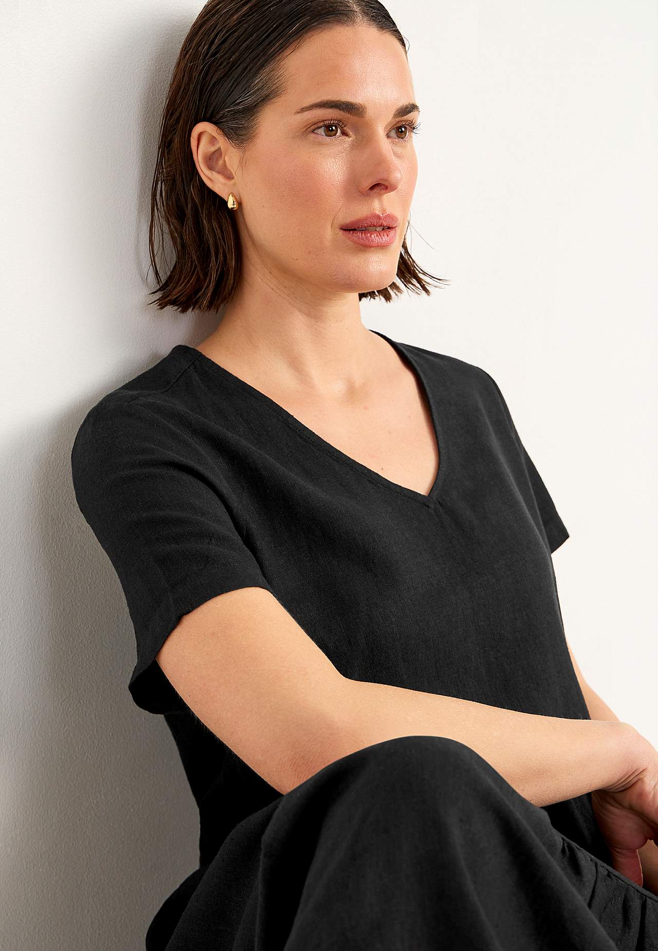 Lina kleita ar volāniem