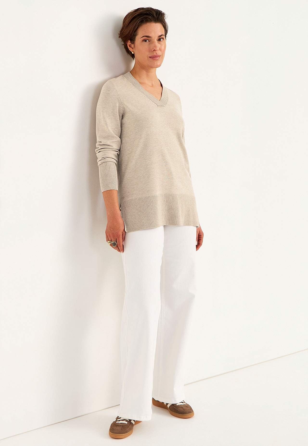 Smalka adījuma tunika