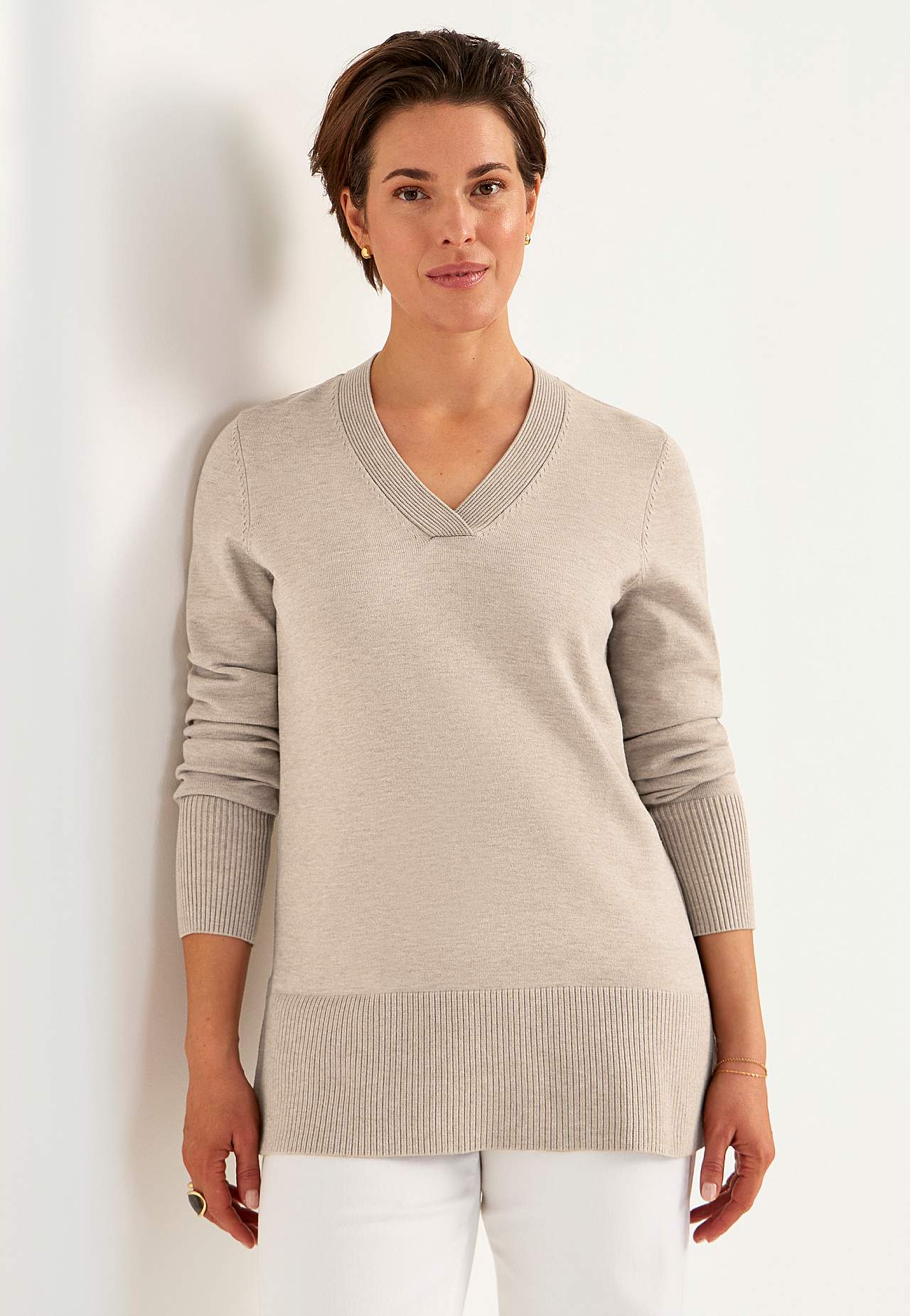 Smalka adījuma tunika