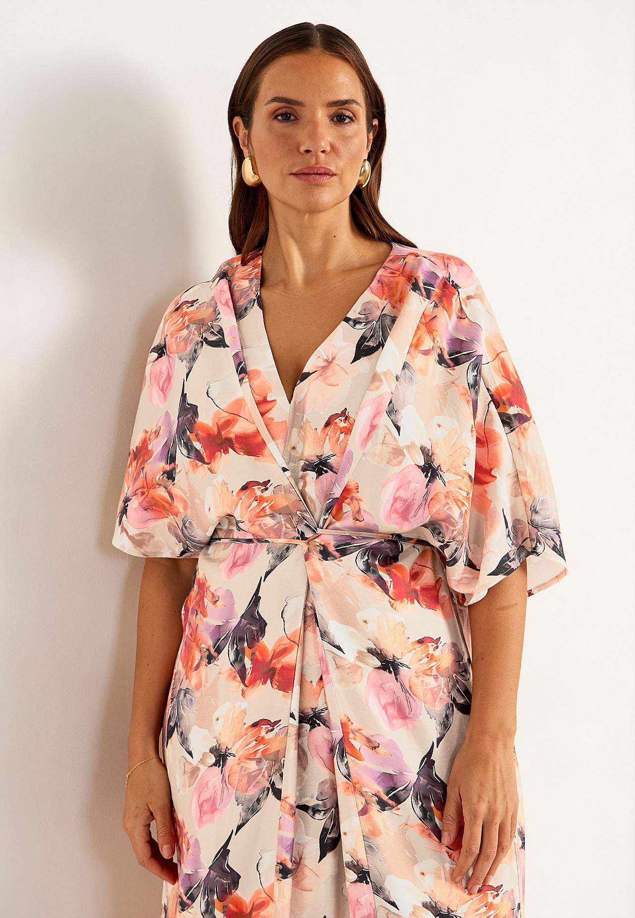 Multifunkcionāla svētku kimono kleita