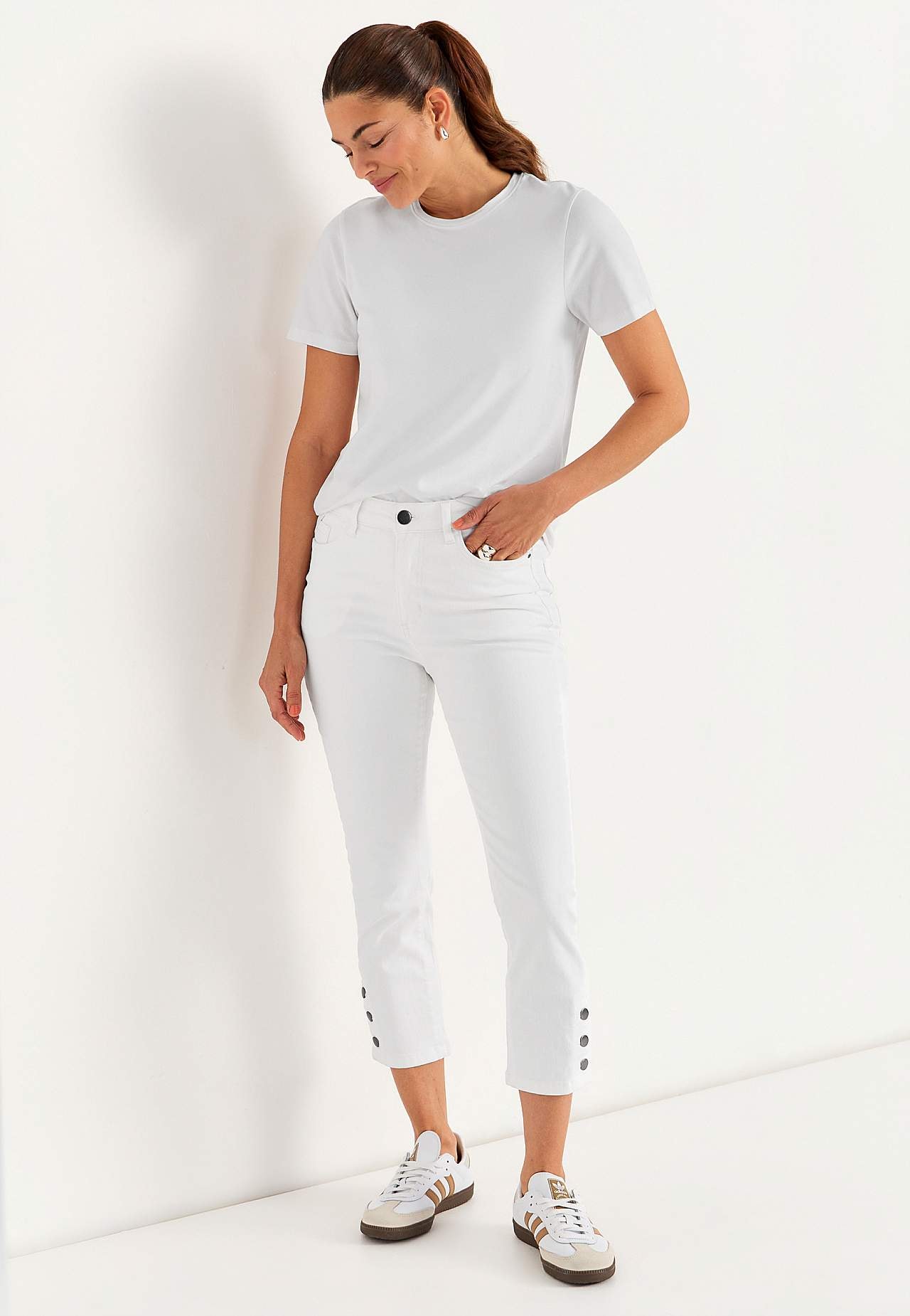 Kapri džinsi ar piecām kabatām