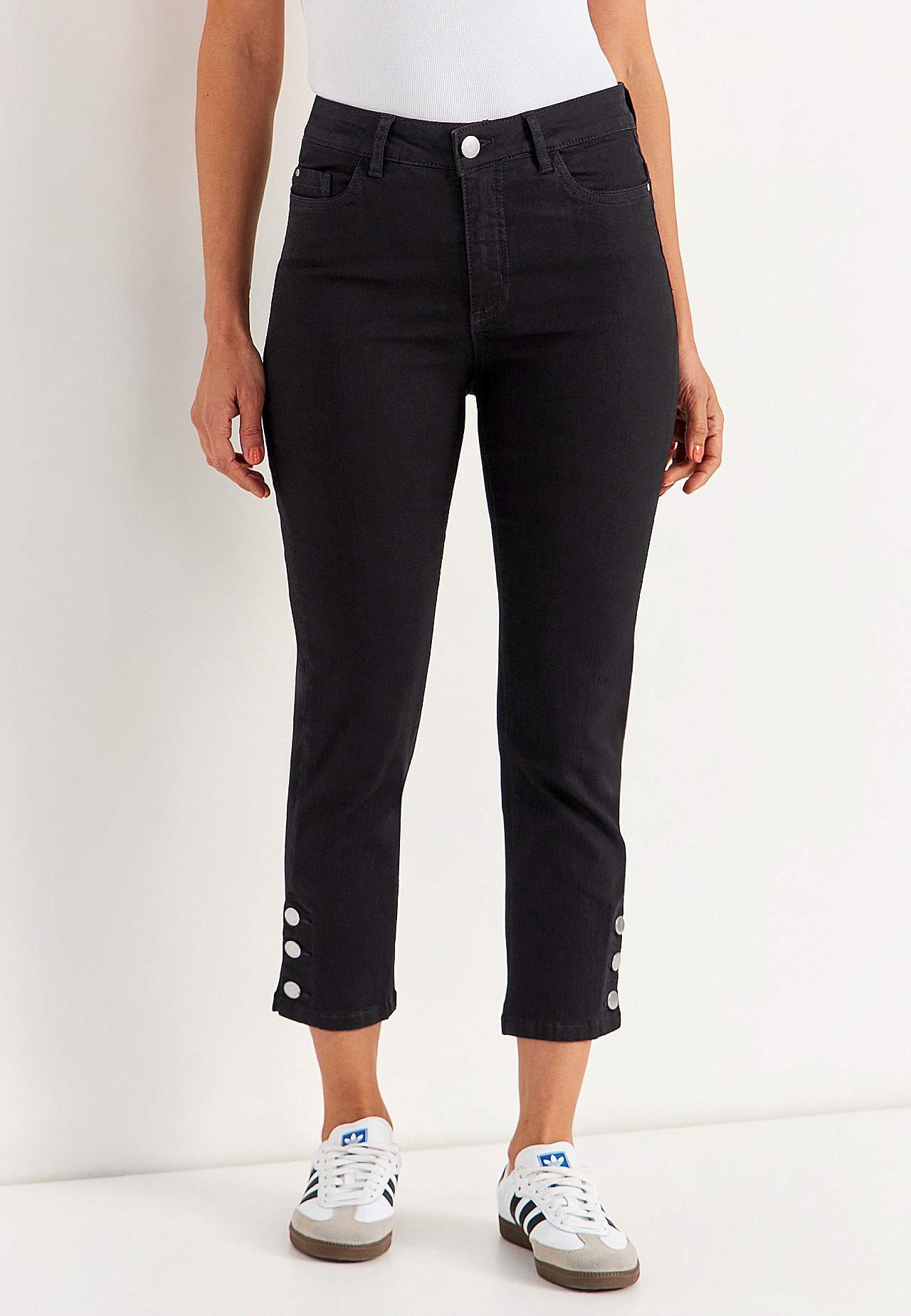 Kapri džinsi ar piecām kabatām