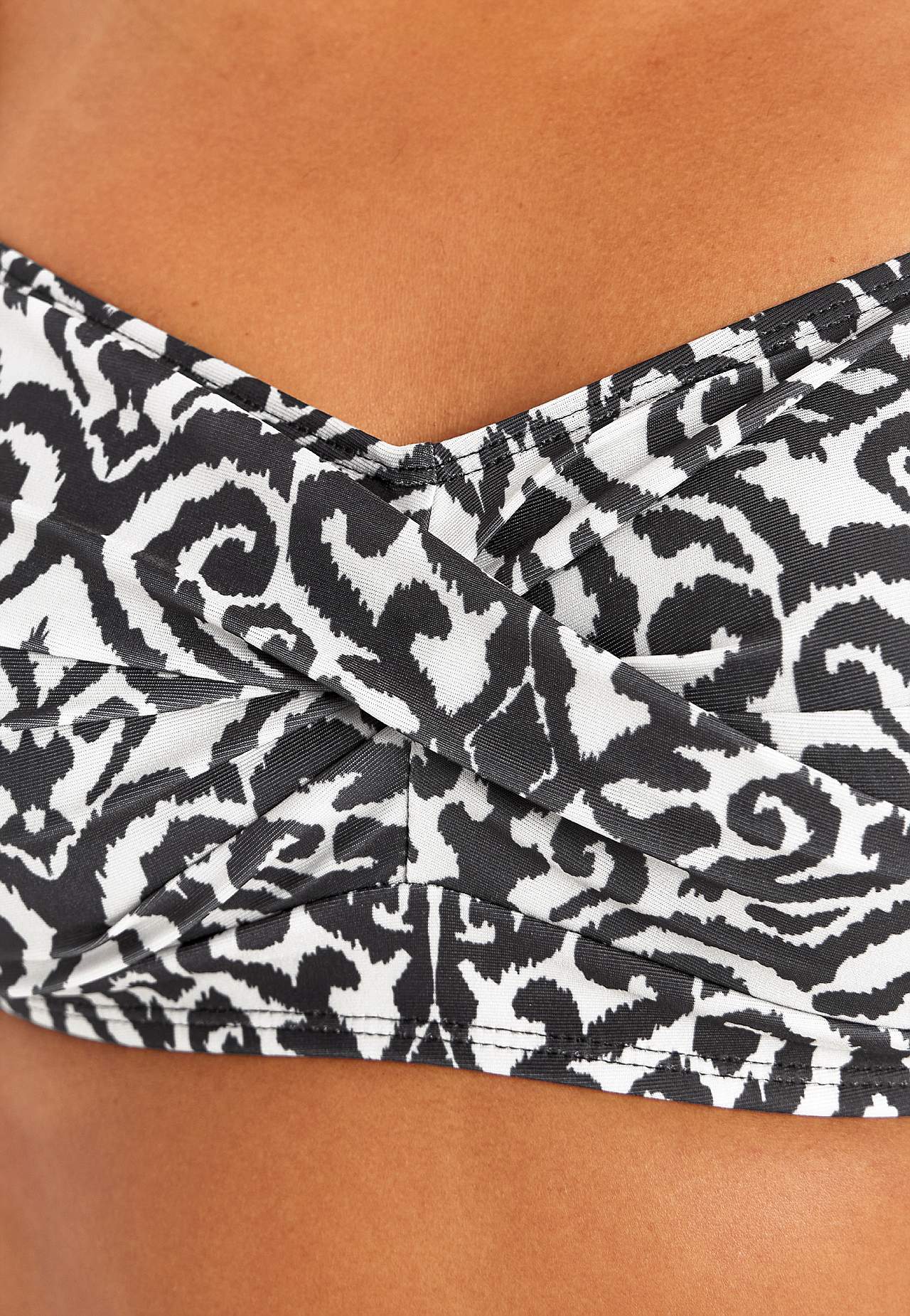 Bikini krūšturis bez stīpiņām