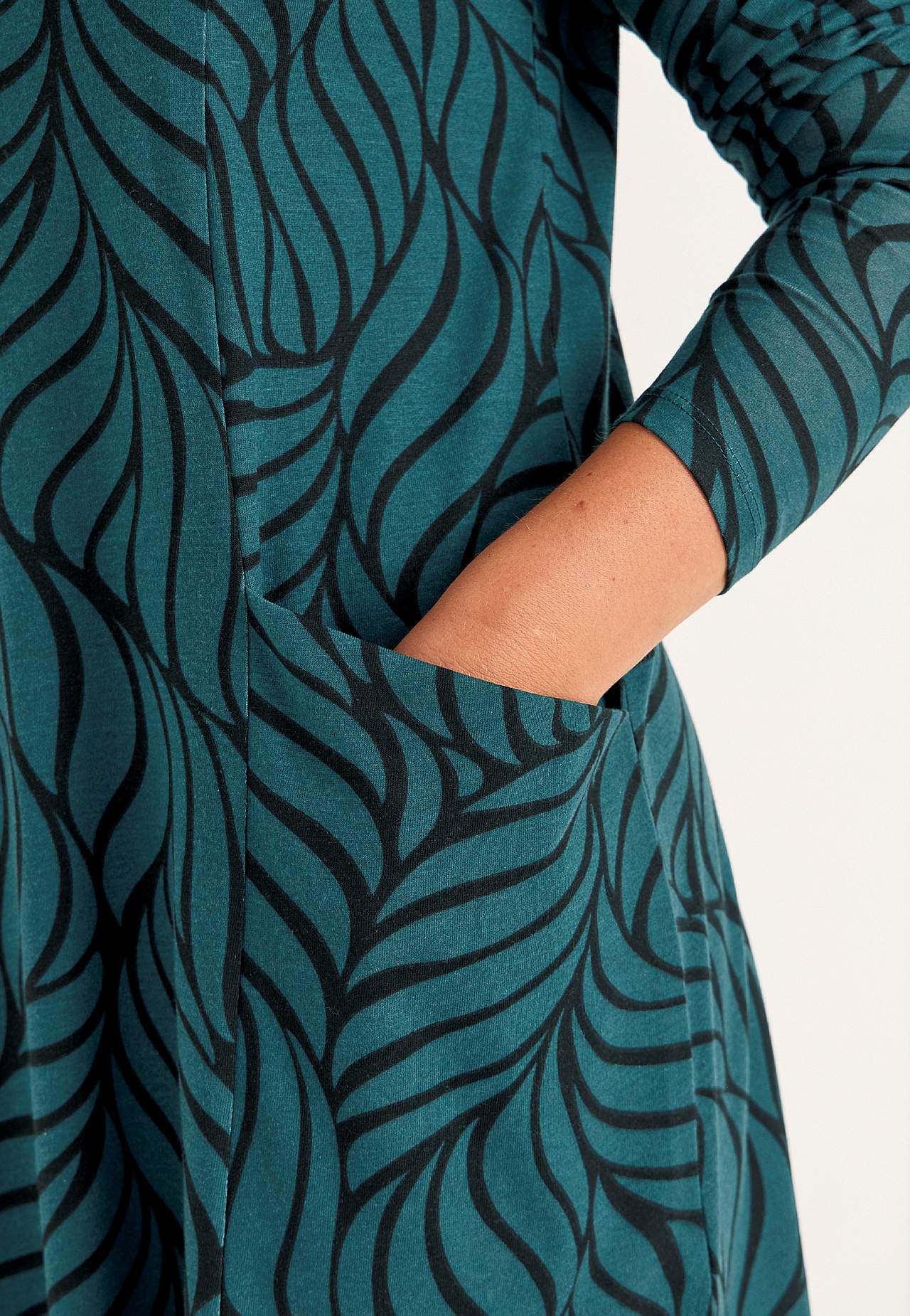 Trikotāžas tunika ar kabatām