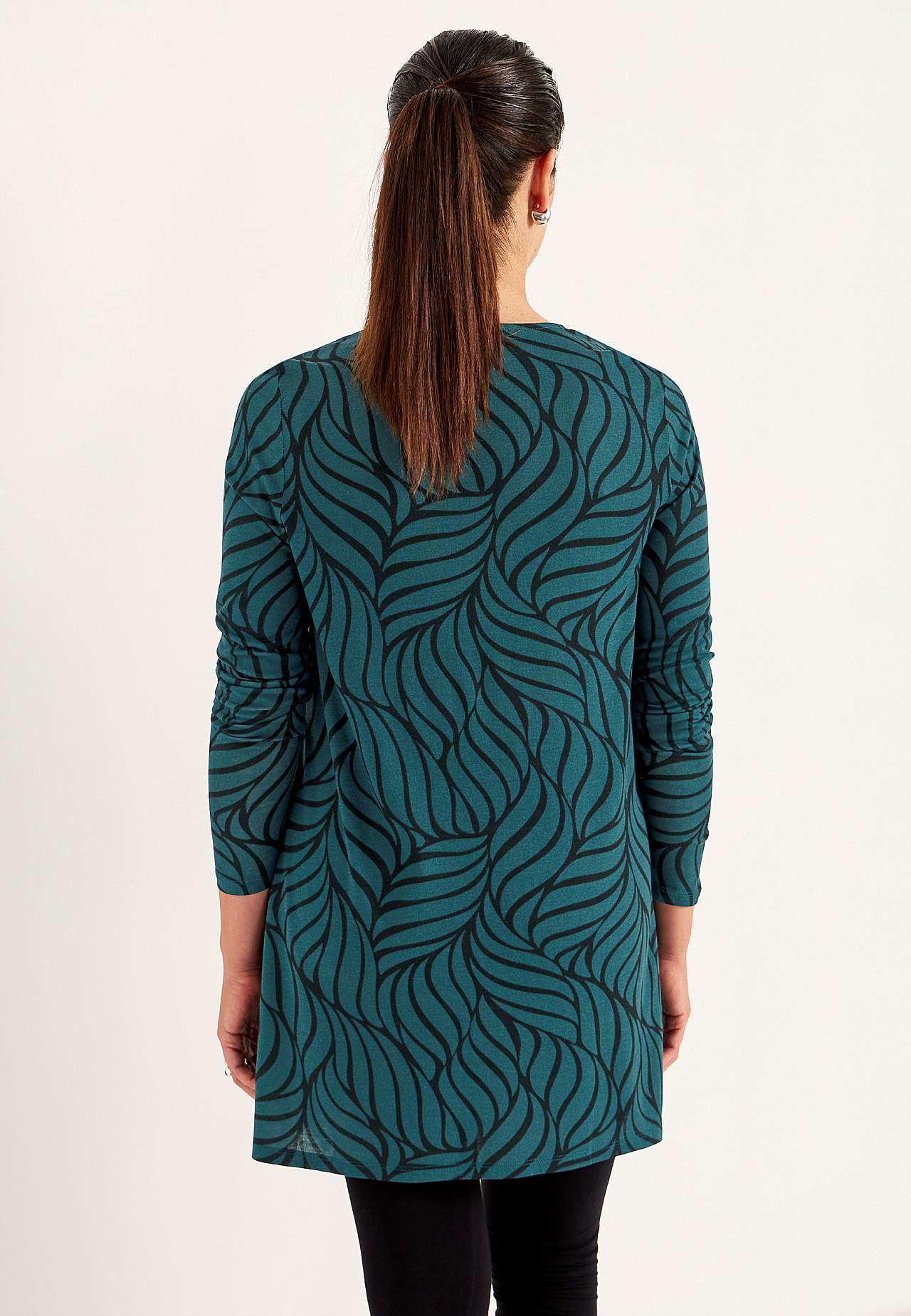 Trikotāžas tunika ar kabatām