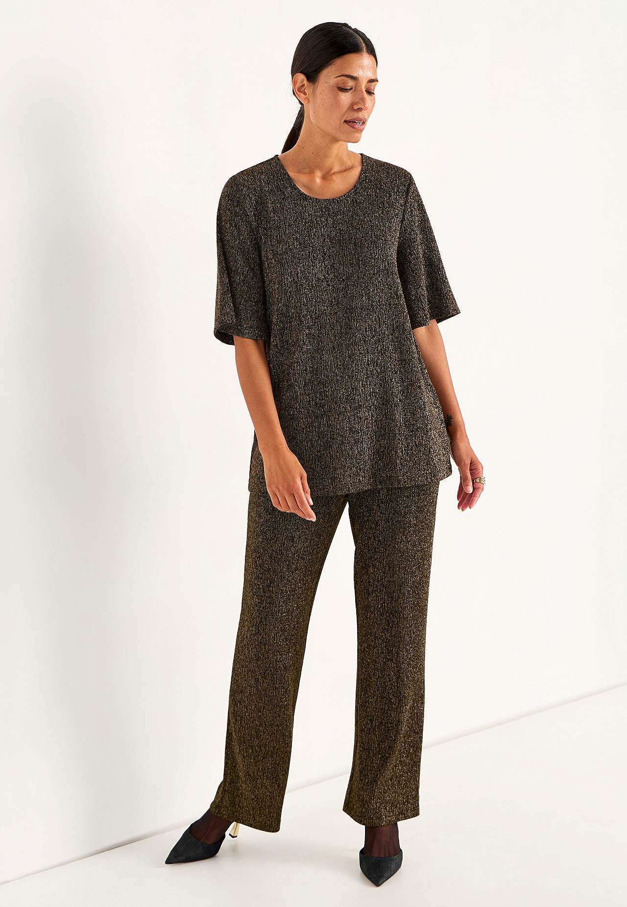 Mirdzoša svētku tunika